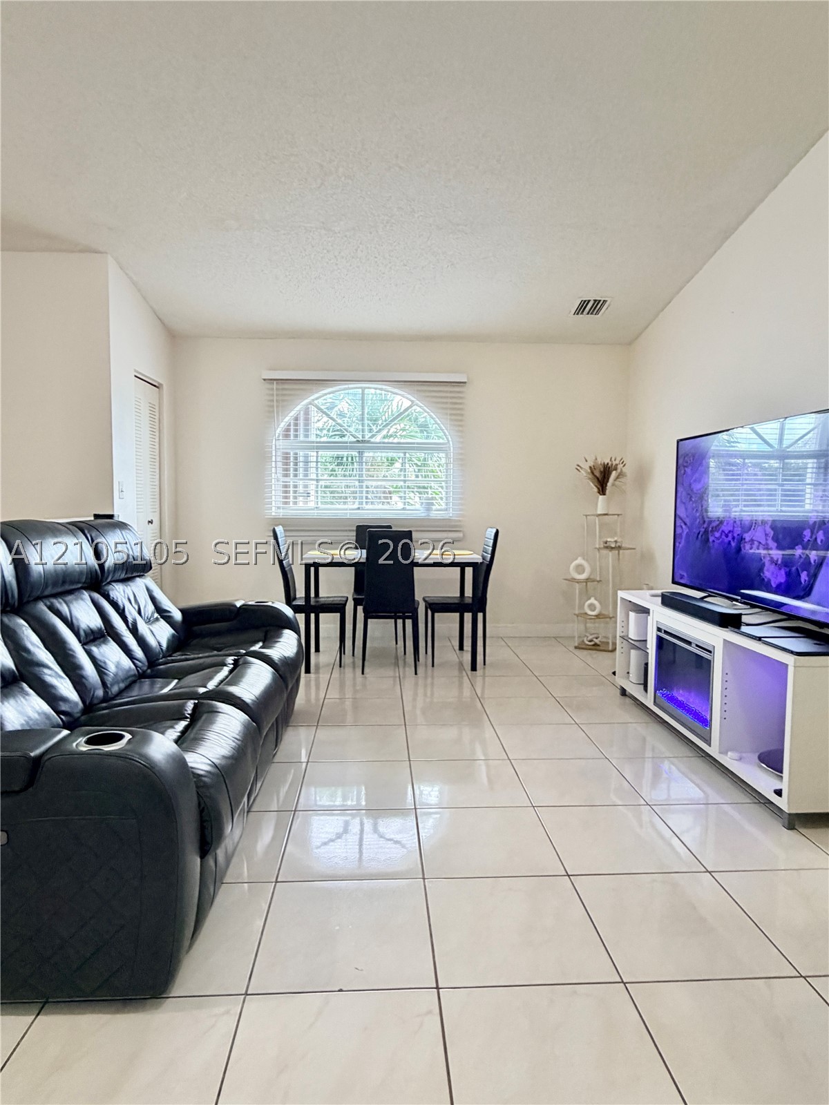 3375 W 76th St #230, Hialeah FL 33018