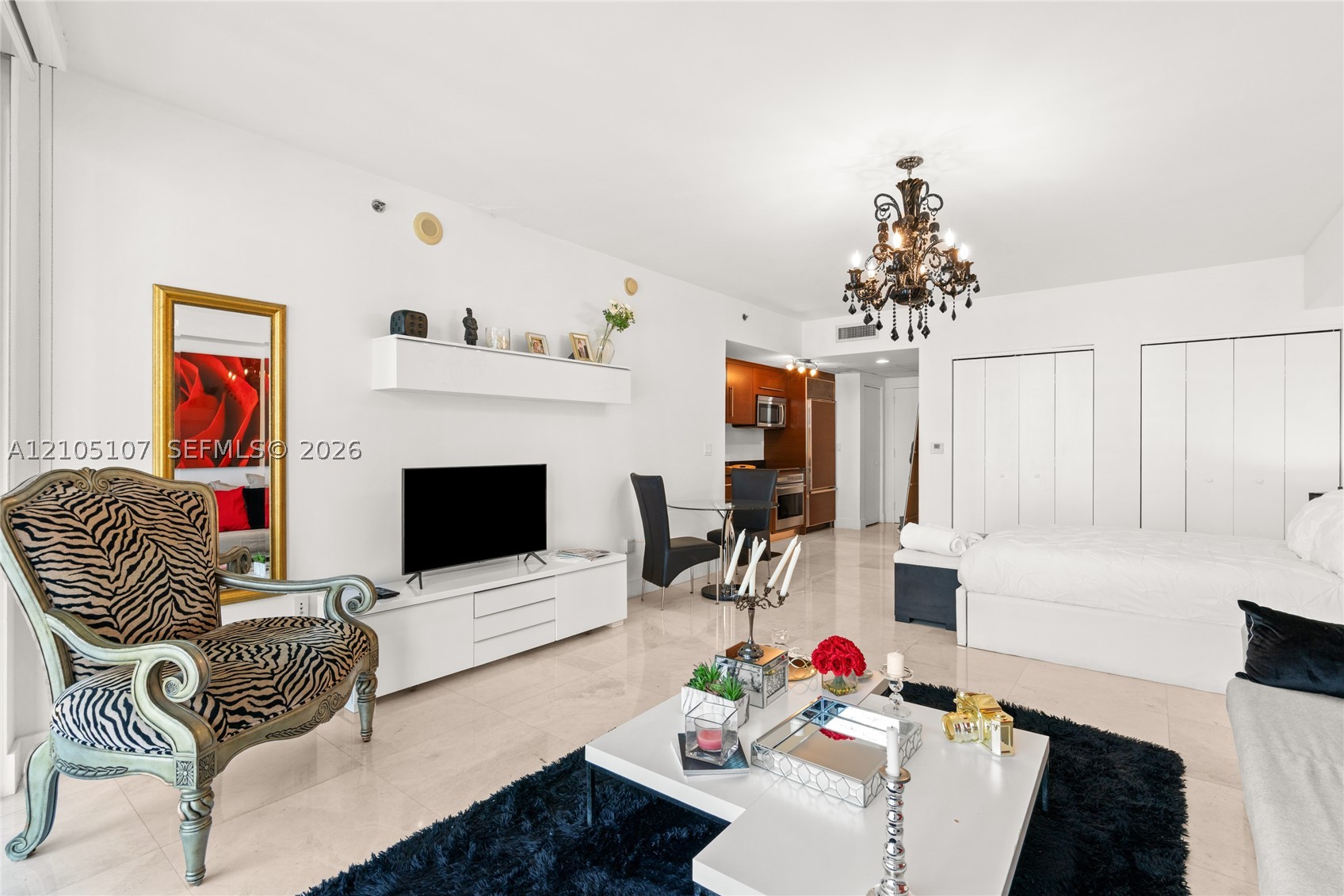 475 Brickell Ave #2610, Miami FL 33131