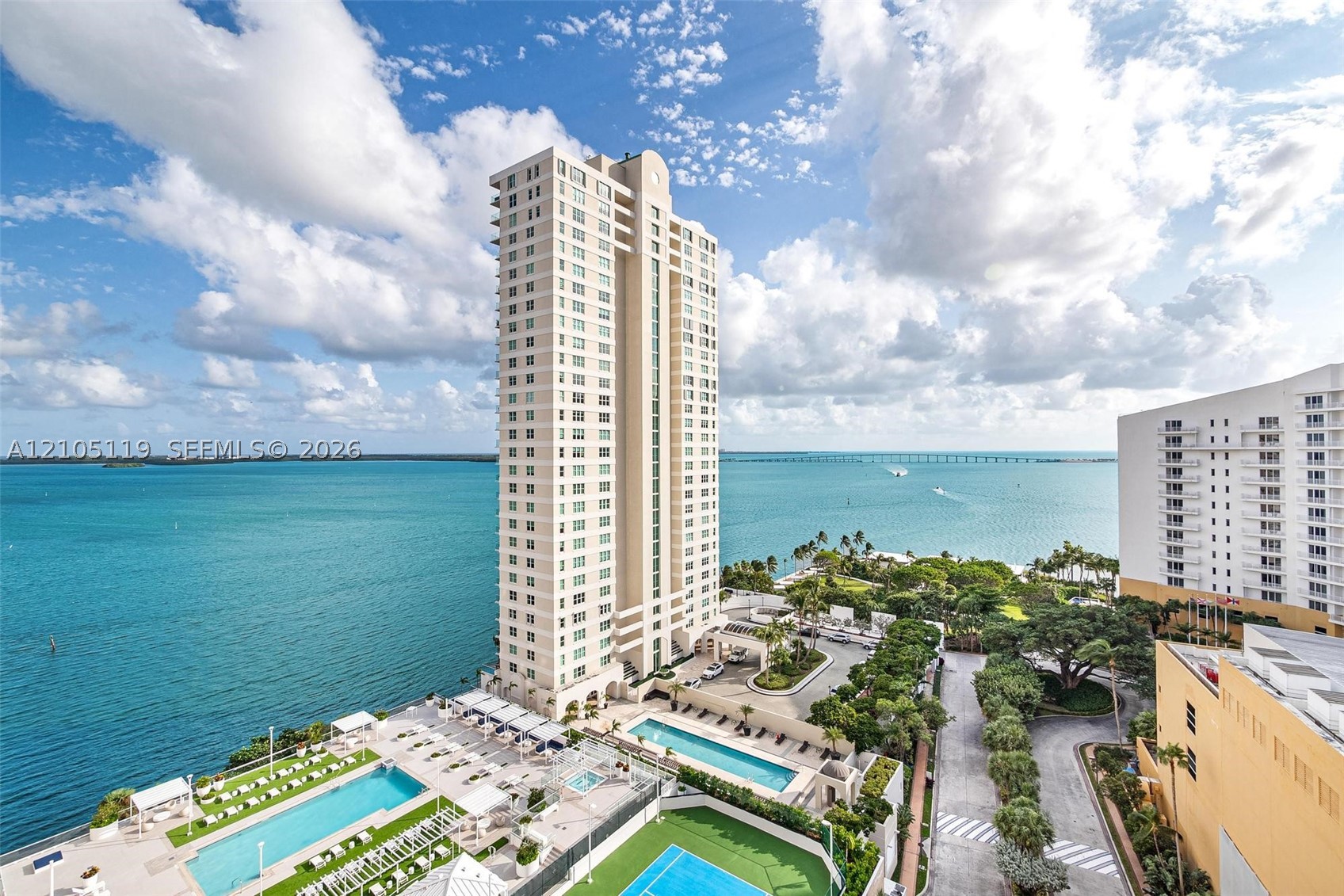 770 Claughton Island Dr #1802, Miami FL 33131
