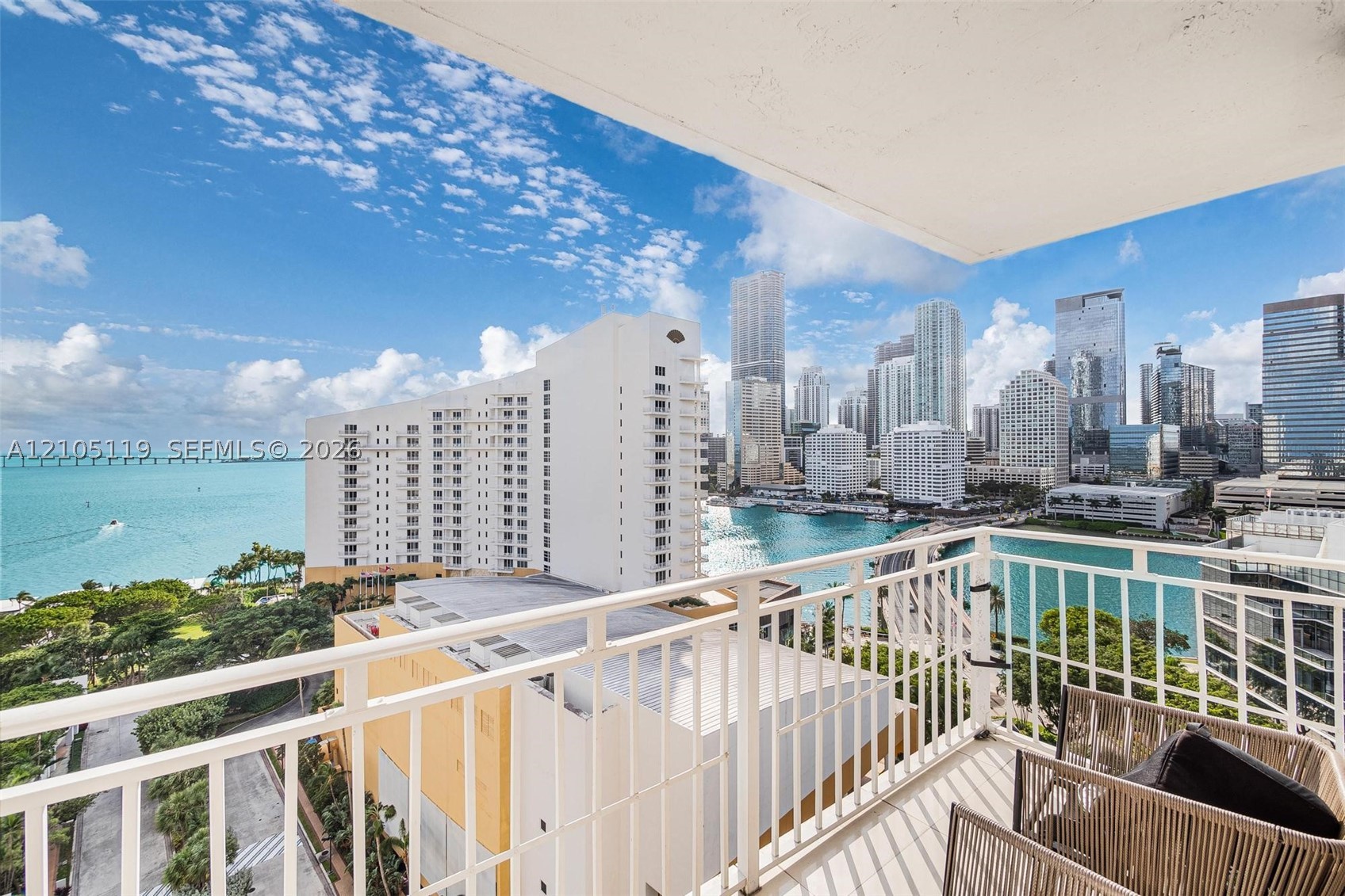 770 Claughton Island Dr #1802, Miami FL 33131