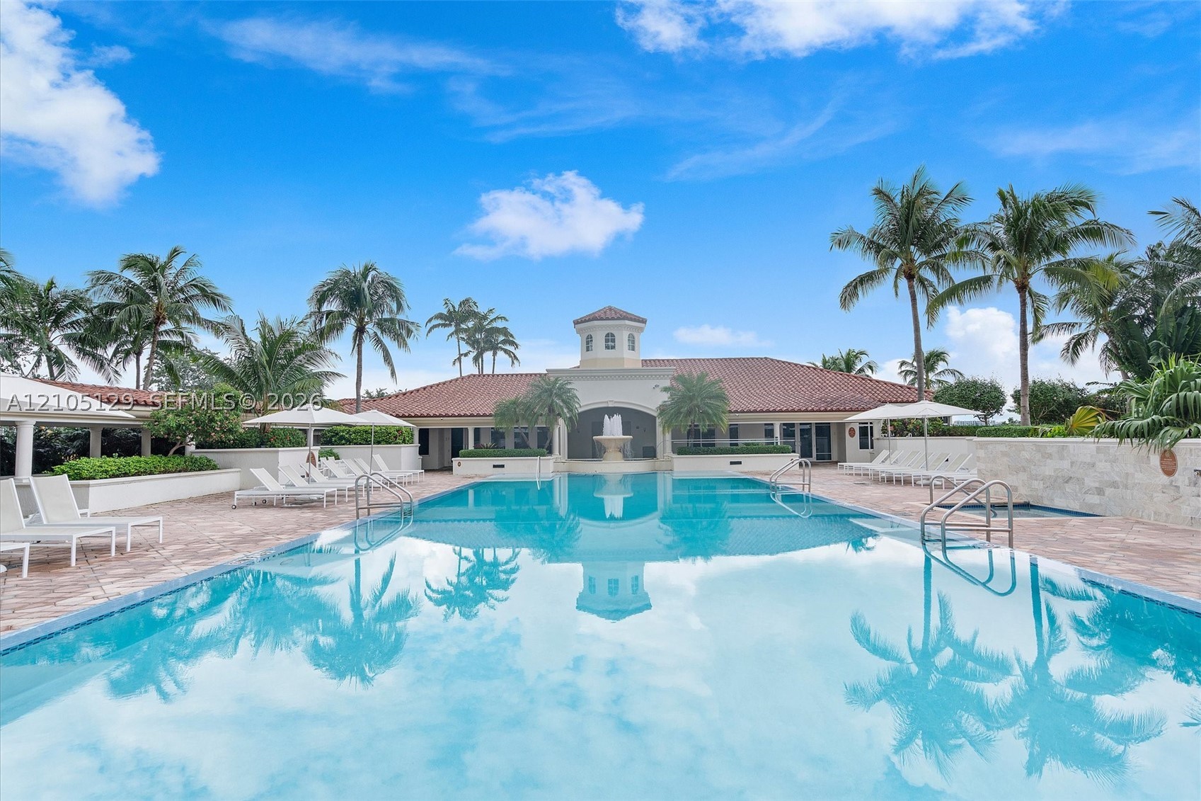 20000 E Country Club Dr #401, Aventura FL 33180