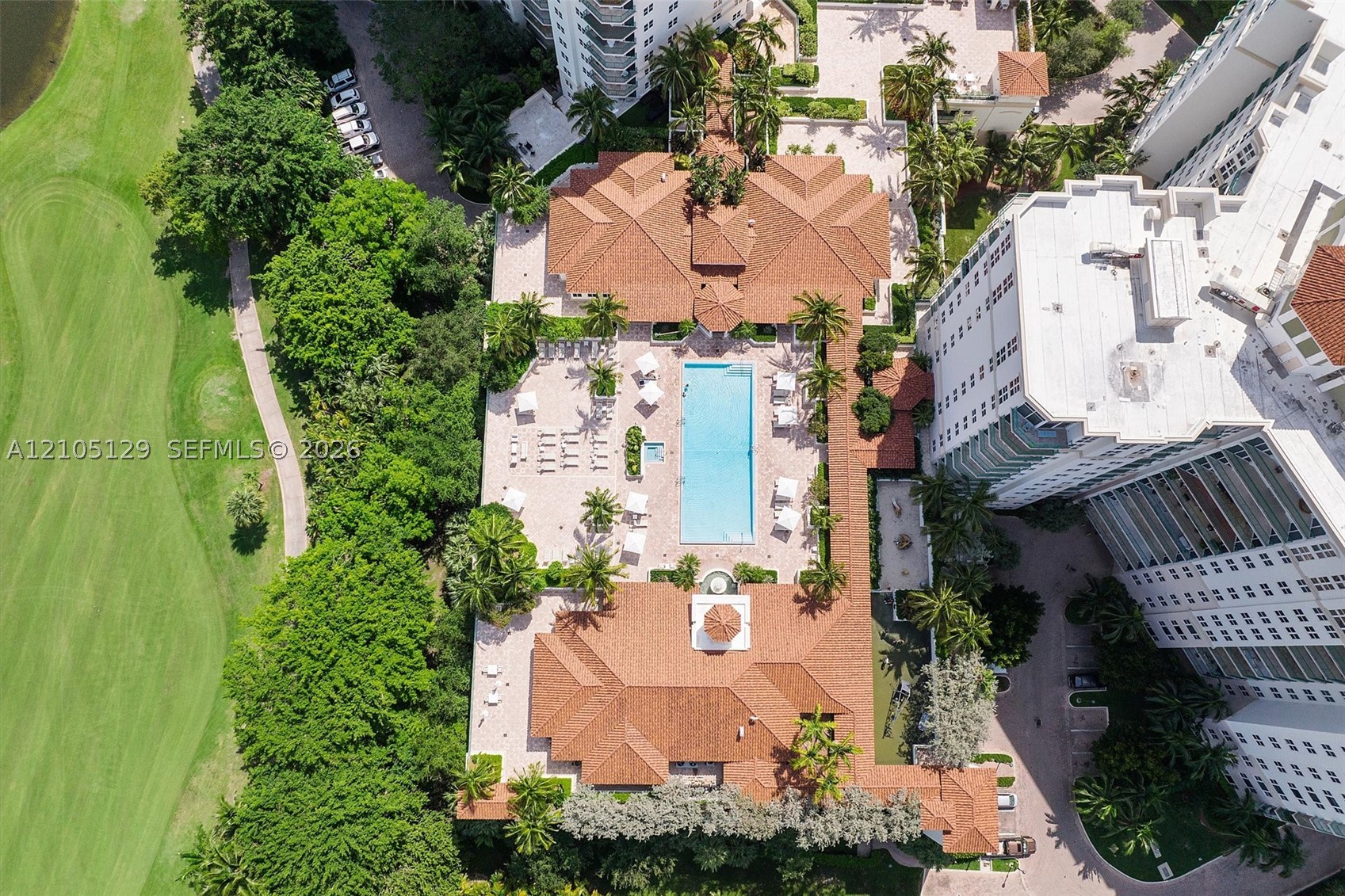 20000 E Country Club Dr #401, Aventura FL 33180
