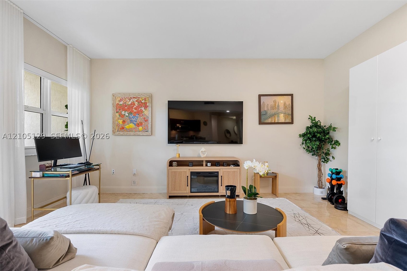 20000 E Country Club Dr #401, Aventura FL 33180
