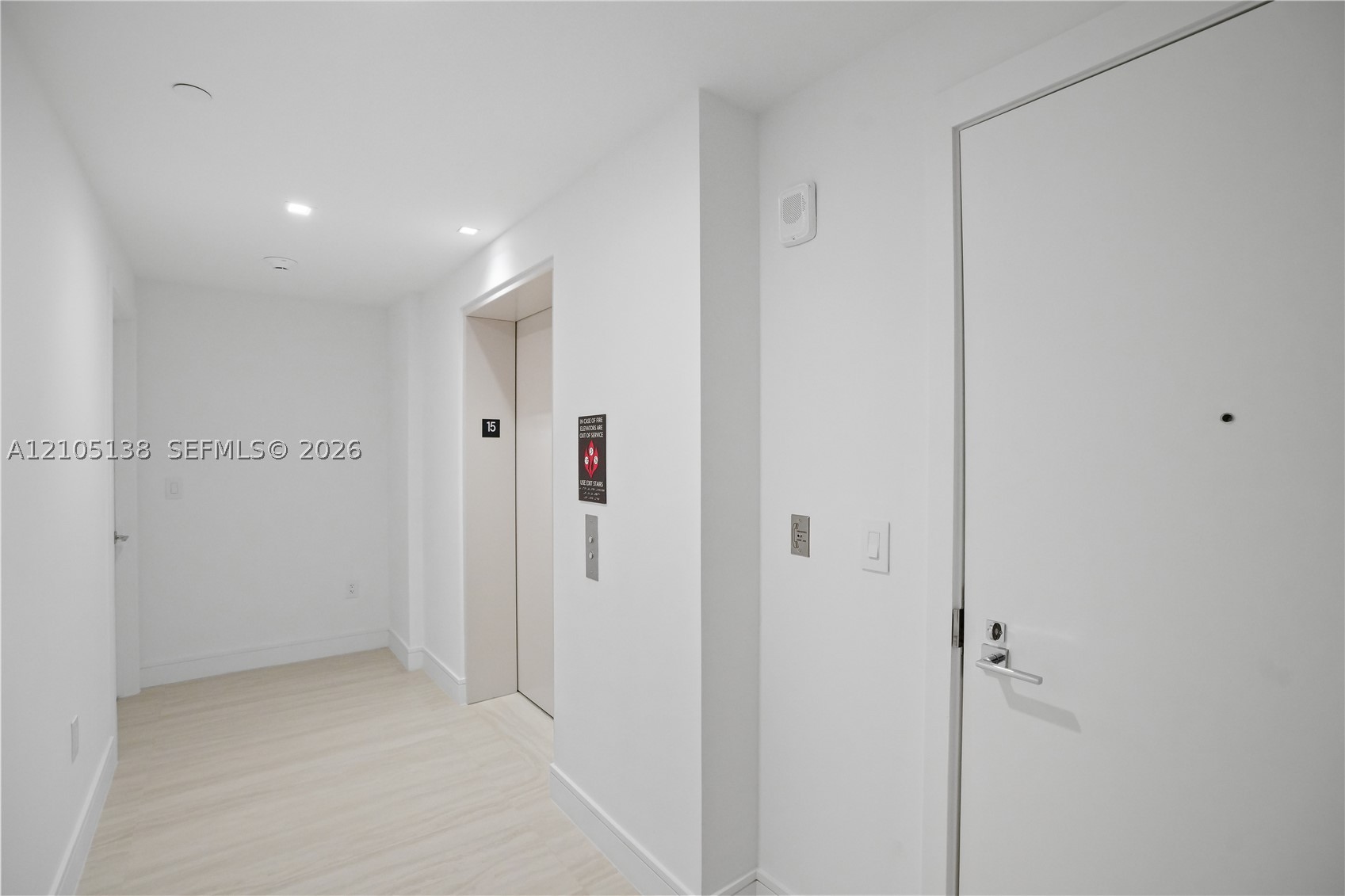 2411 LAGUNA CIRCLE #1505, North Miami FL 33181