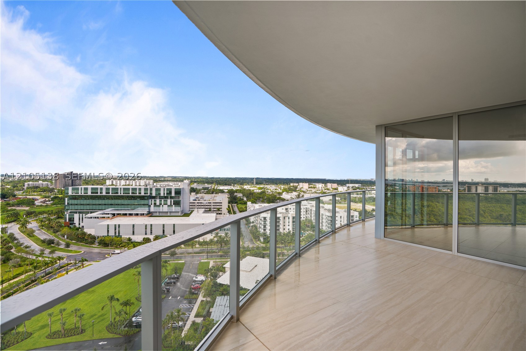 2411 LAGUNA CIRCLE #1505, North Miami FL 33181