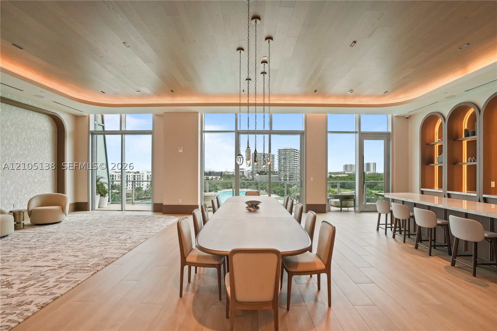 2411 LAGUNA CIRCLE #1505, North Miami FL 33181