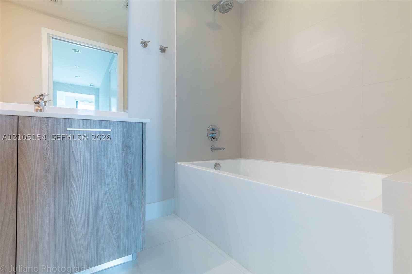 501 NE 31st St #3302, Miami FL 33137