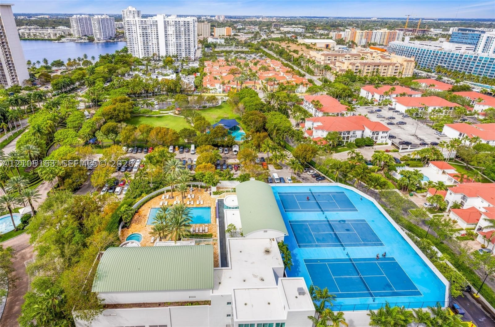 3301 NE 183rd St #1505, Aventura FL 33160