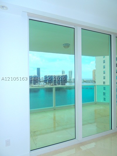 3301 NE 183rd St #1505, Aventura FL 33160