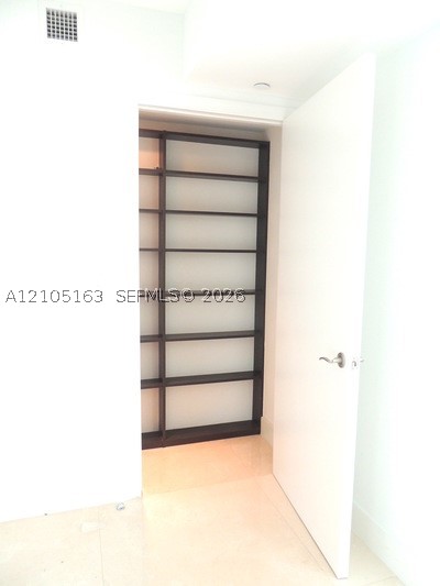 3301 NE 183rd St #1505, Aventura FL 33160