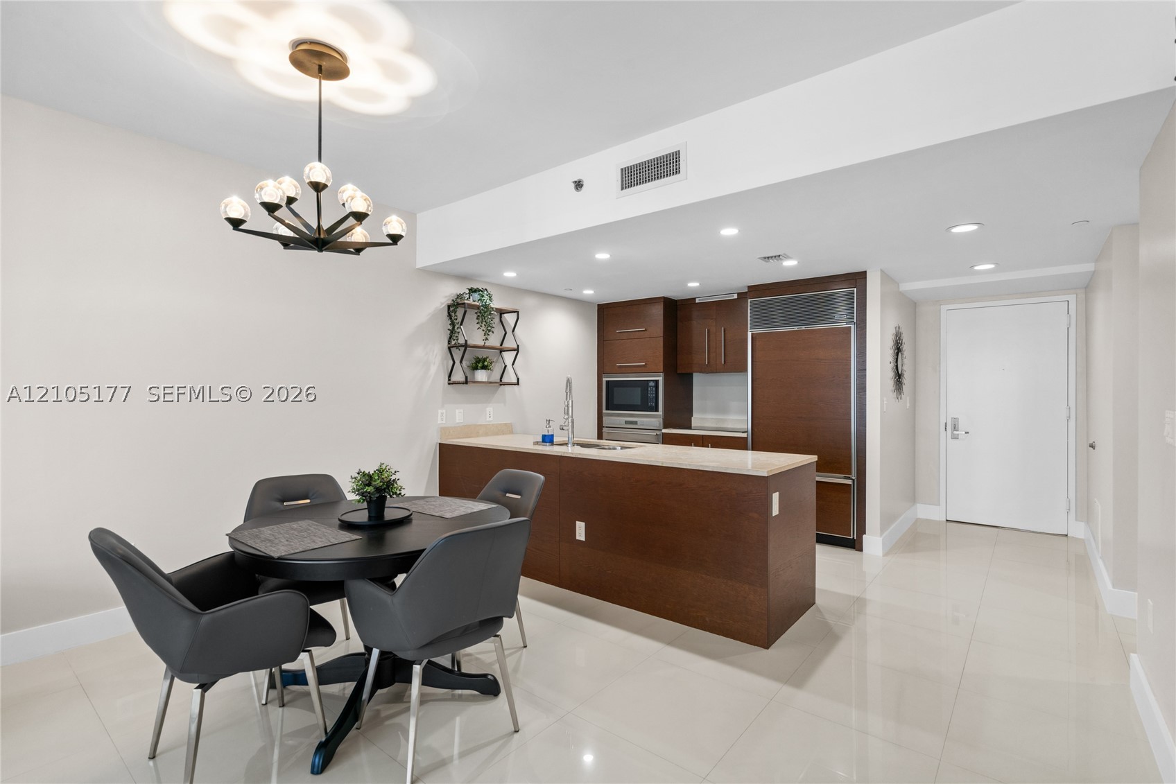 475 Brickell Ave #2414, Miami FL 33131