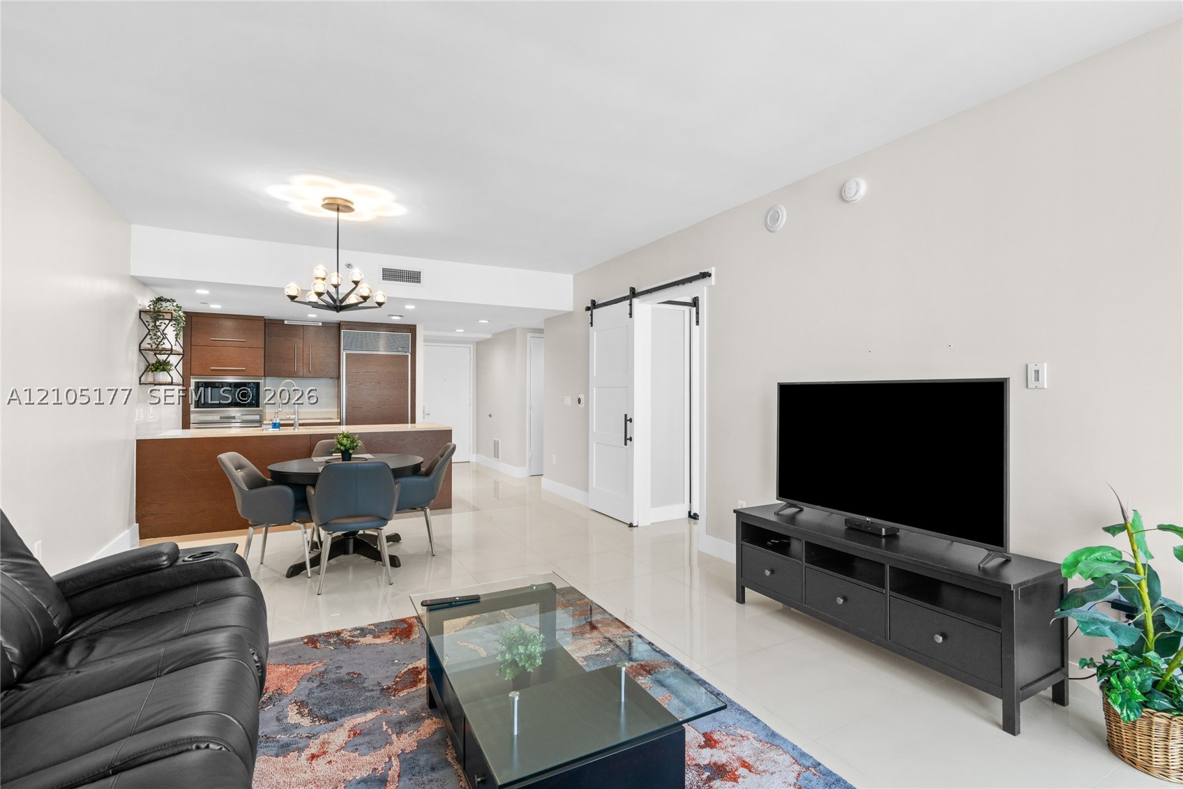 475 Brickell Ave #2414, Miami FL 33131