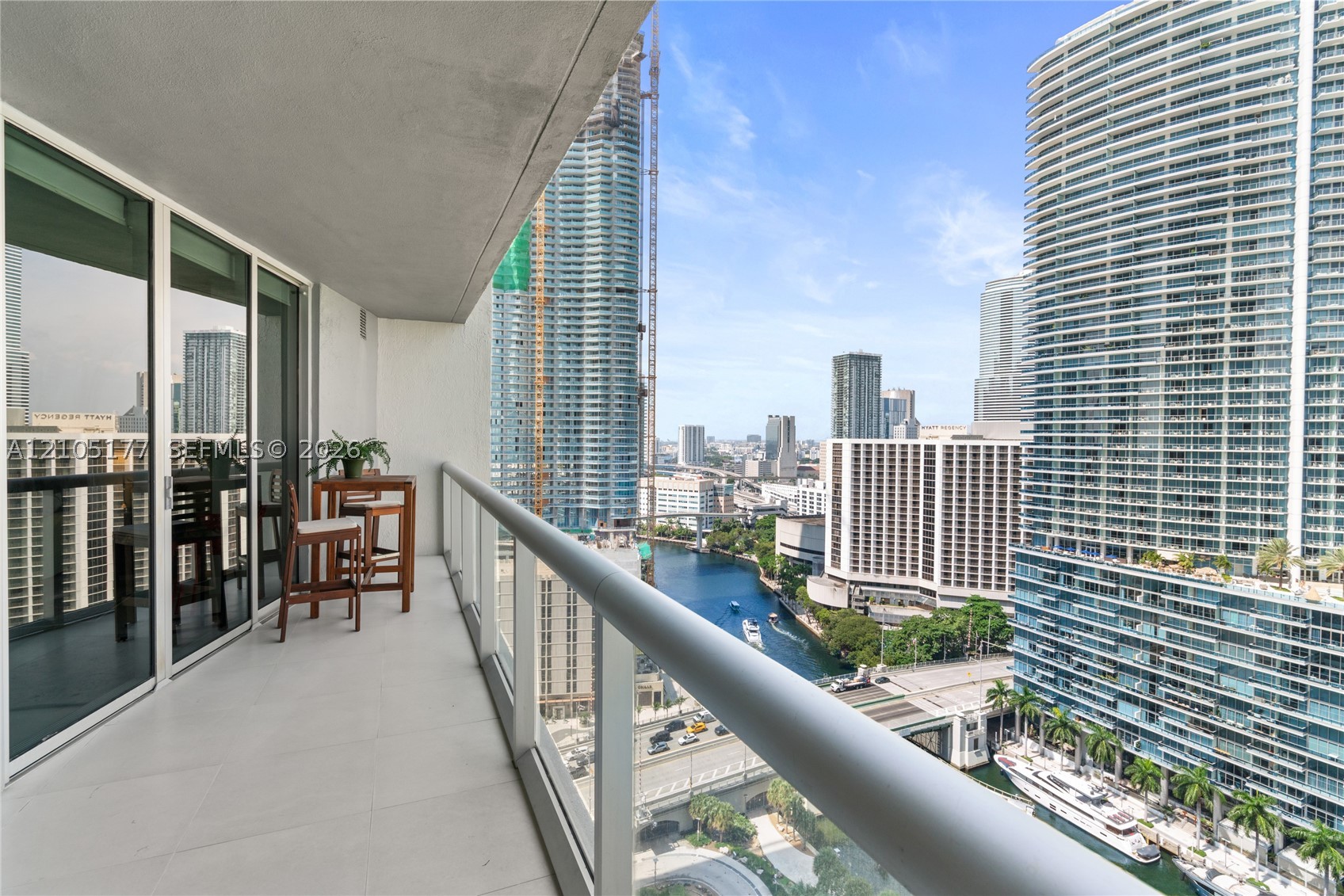 475 Brickell Ave #2414, Miami FL 33131