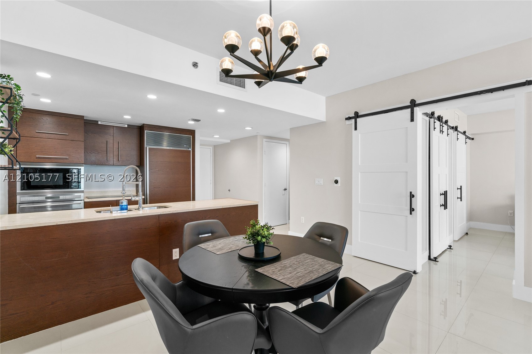 475 Brickell Ave #2414, Miami FL 33131