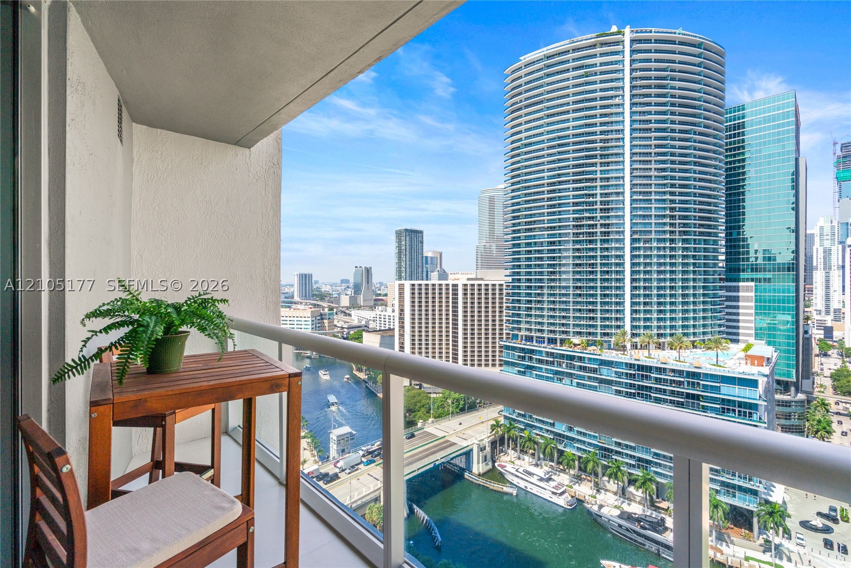 475 Brickell Ave #2414, Miami FL 33131