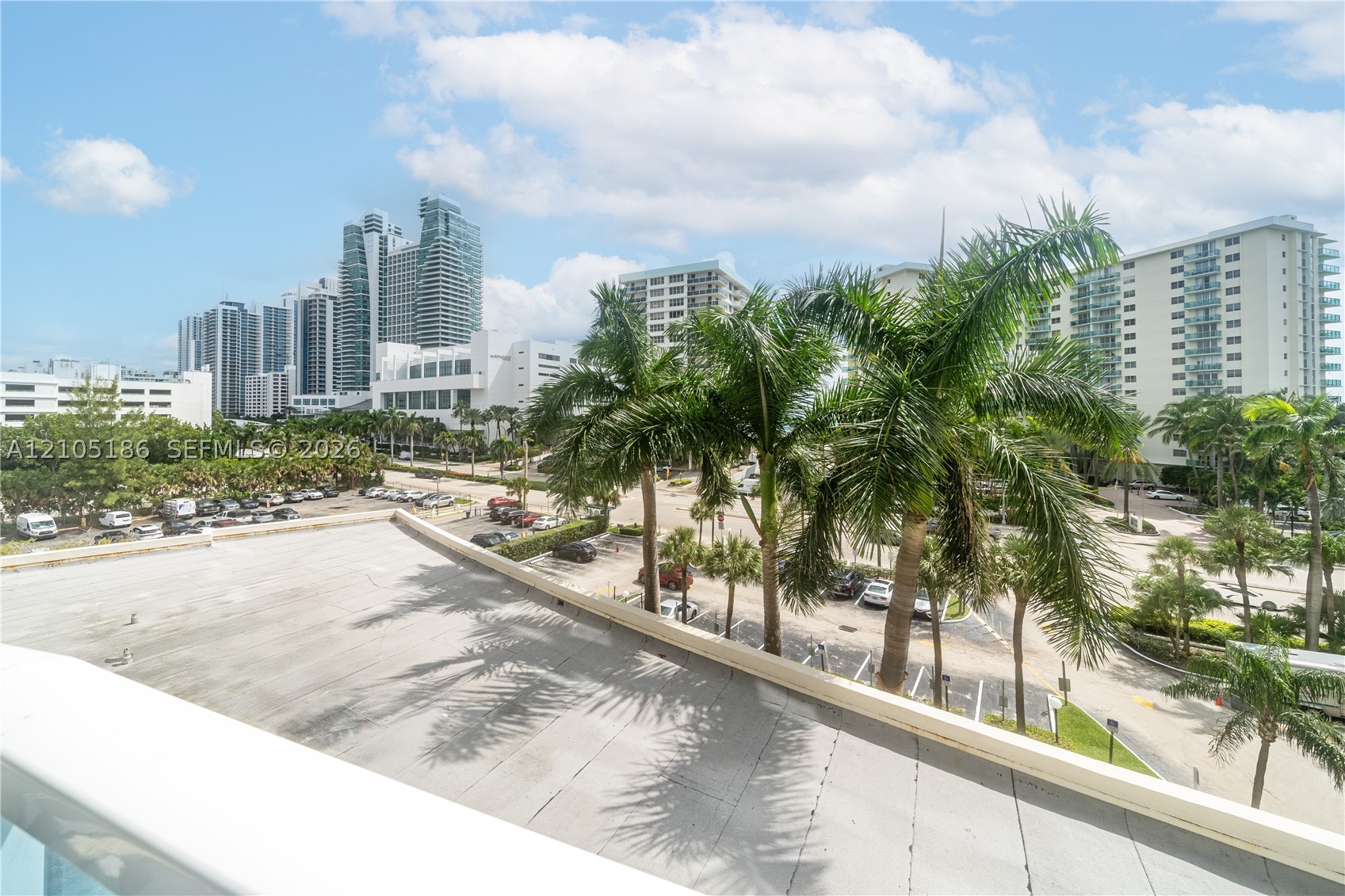 Hollywood FL 33019 - A12105186