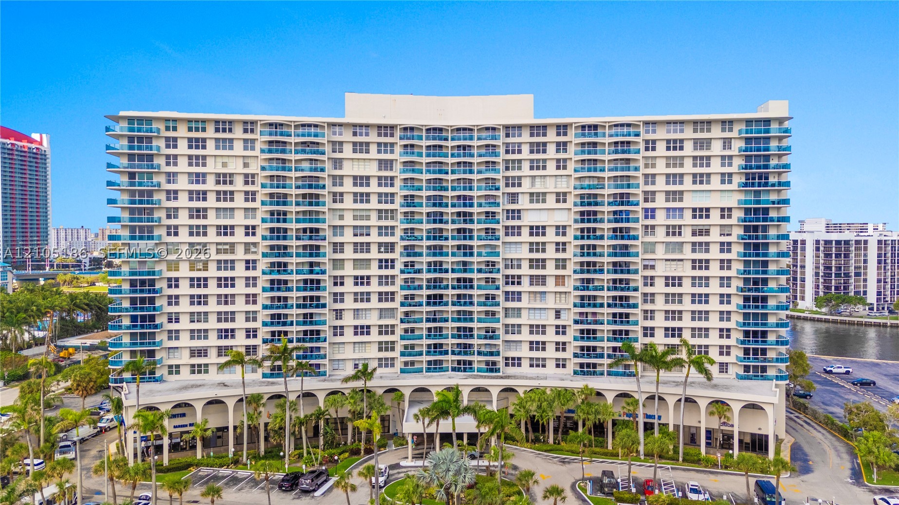 Hollywood FL 33019 - A12105186
