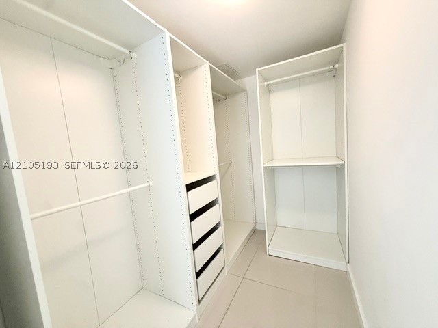 31 SE 6th St #307, Miami FL 33131