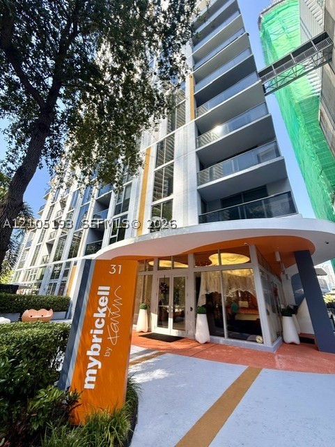 31 SE 6th St #307, Miami FL 33131