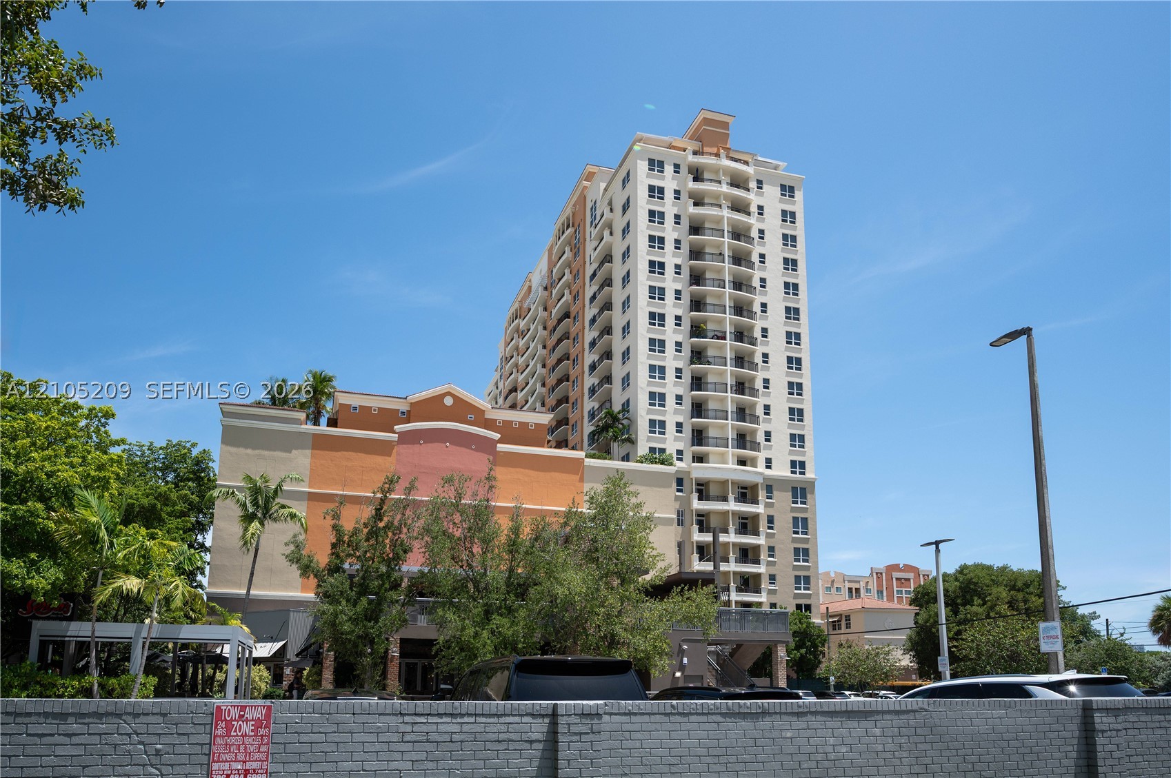 3232 SW 22nd Ter #1405, Miami FL 33145
