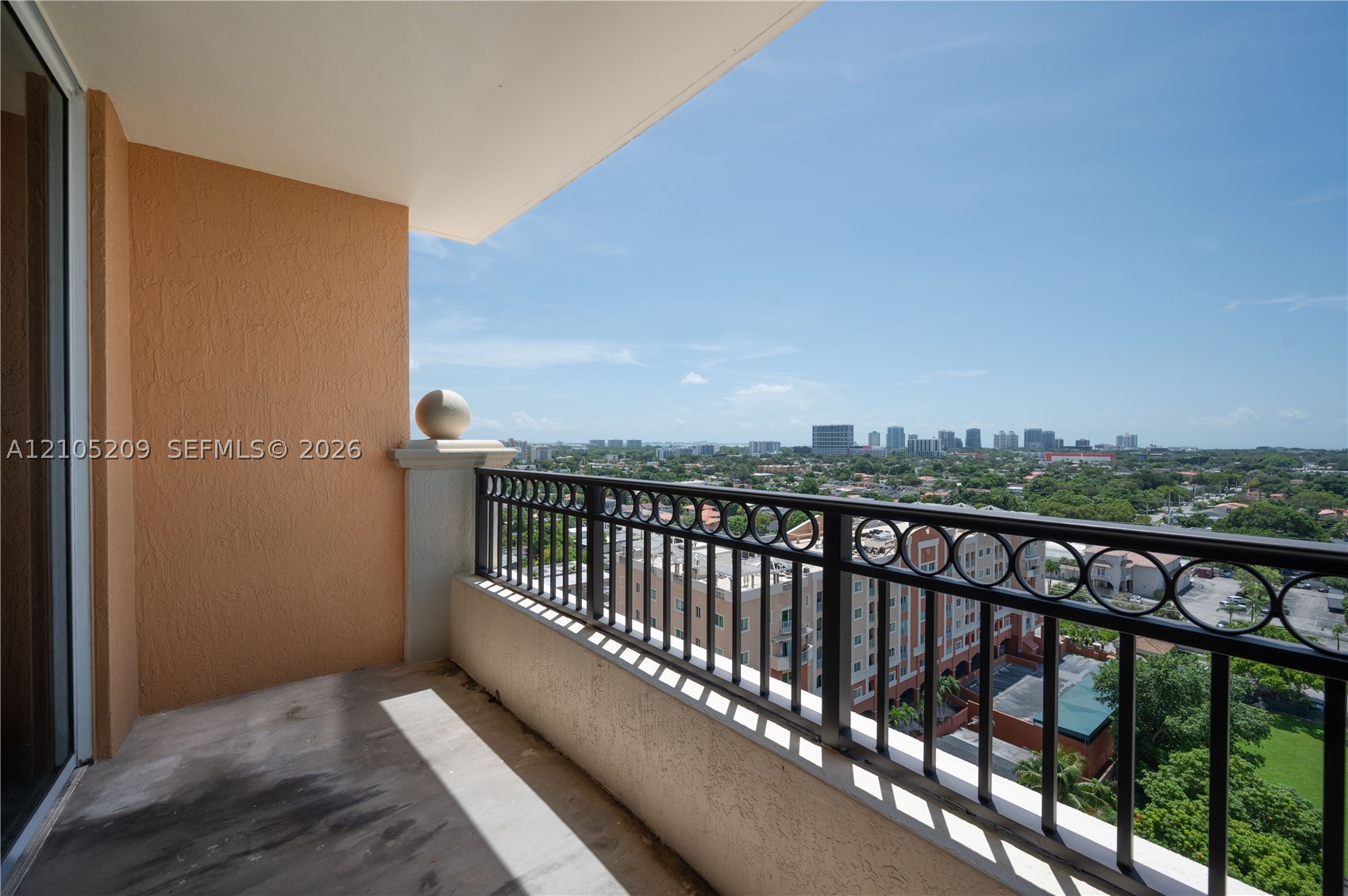 3232 SW 22nd Ter #1405, Miami FL 33145