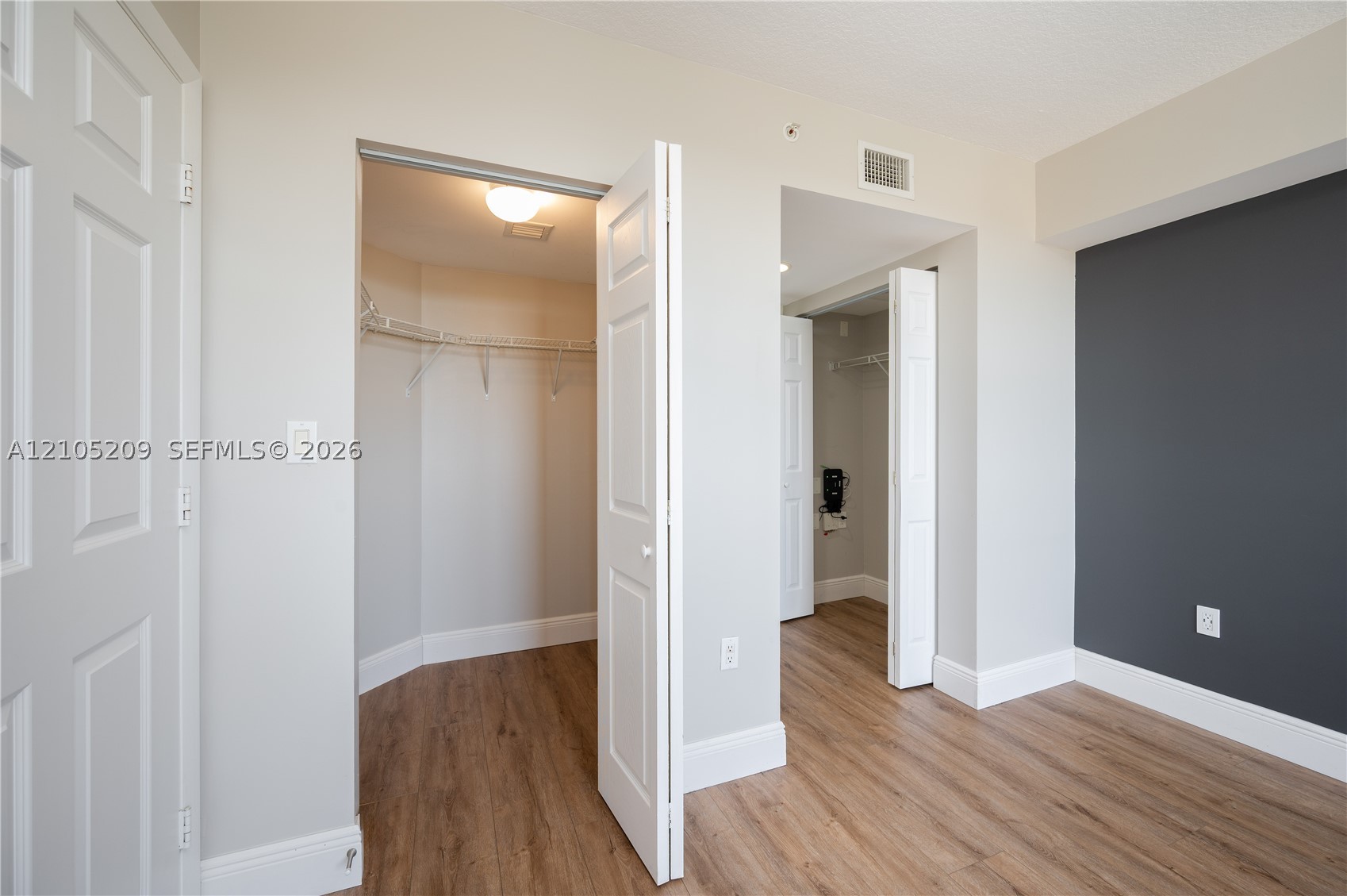 3232 SW 22nd Ter #1405, Miami FL 33145