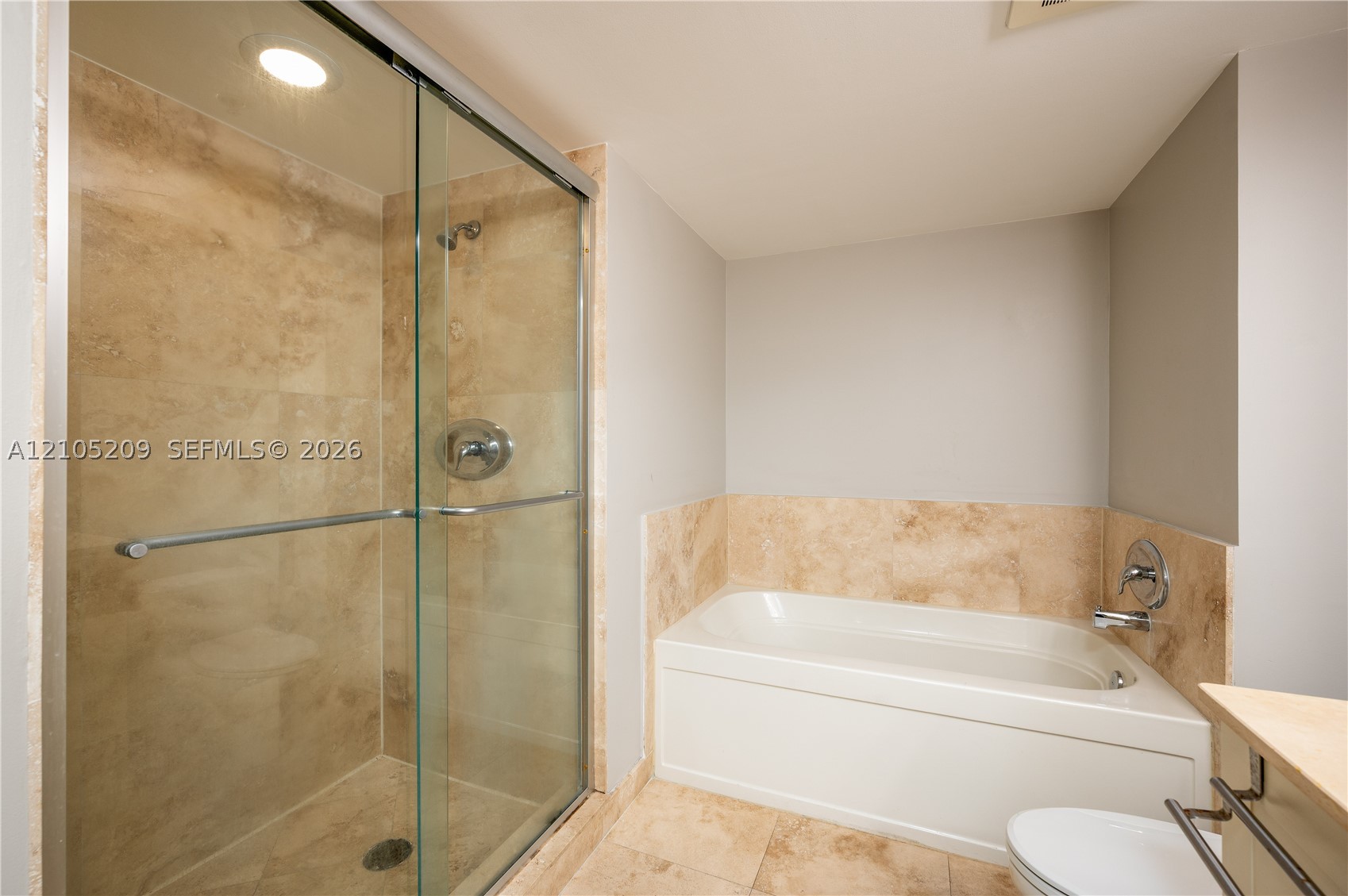 3232 SW 22nd Ter #1405, Miami FL 33145