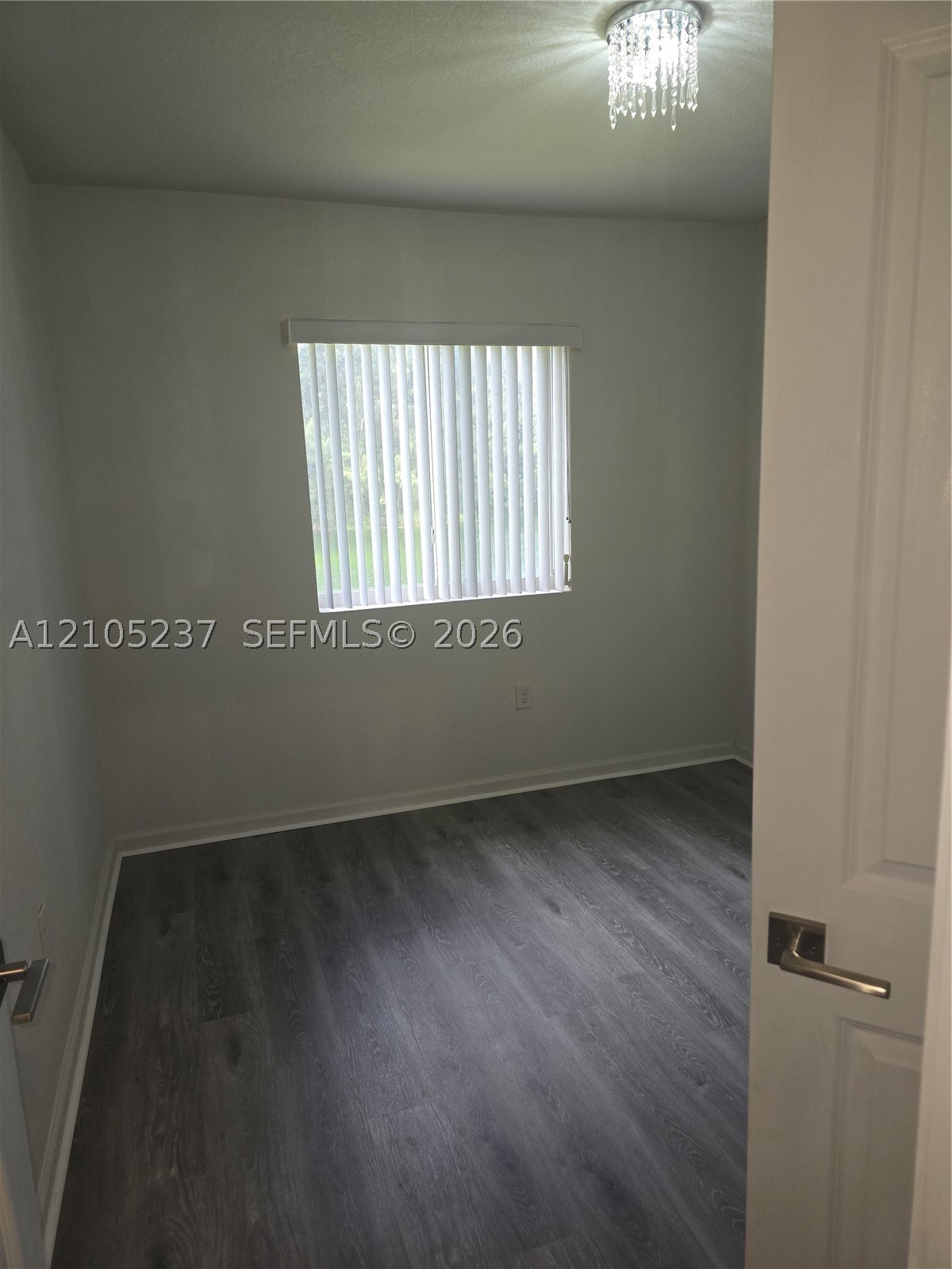1141 NW 208th Ter, Miami Gardens FL 33169