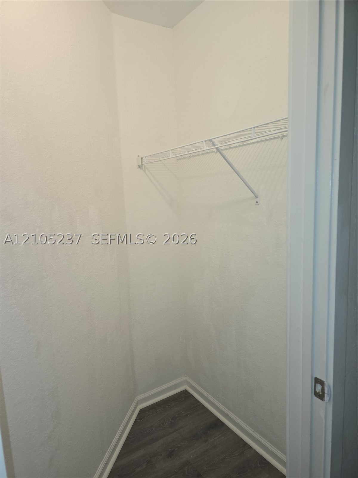 1141 NW 208th Ter, Miami Gardens FL 33169