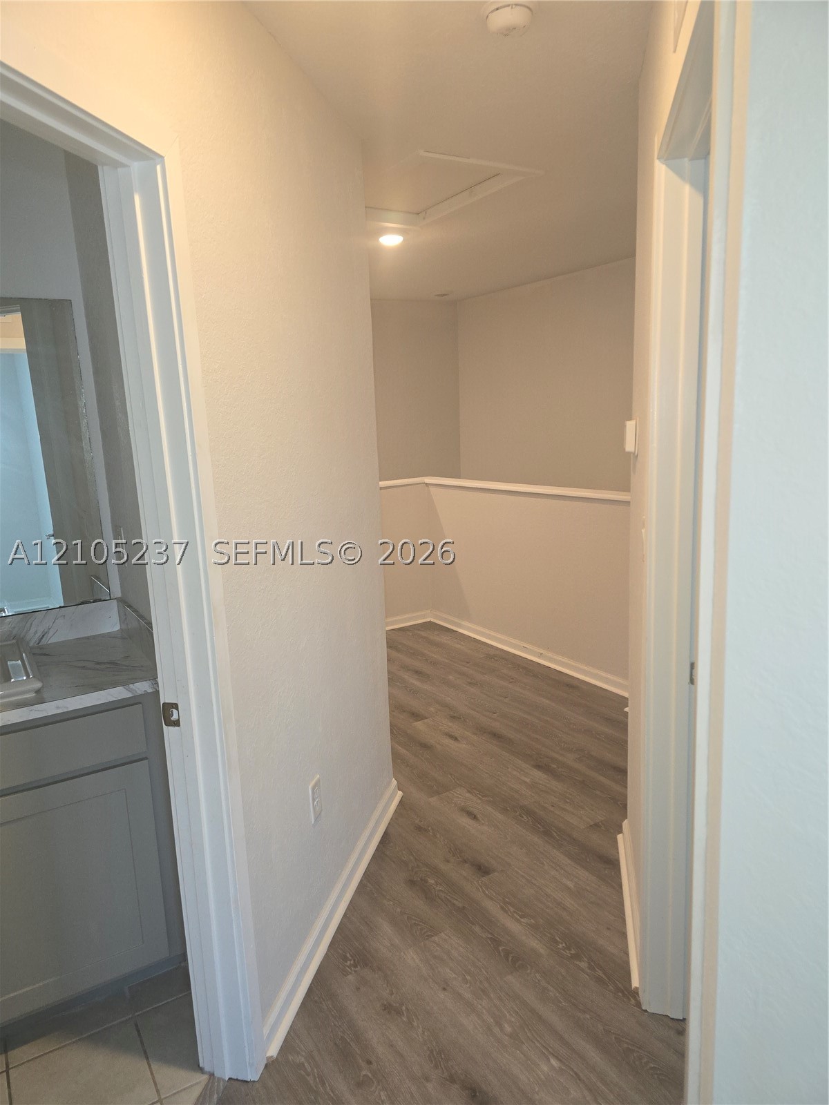 1141 NW 208th Ter, Miami Gardens FL 33169
