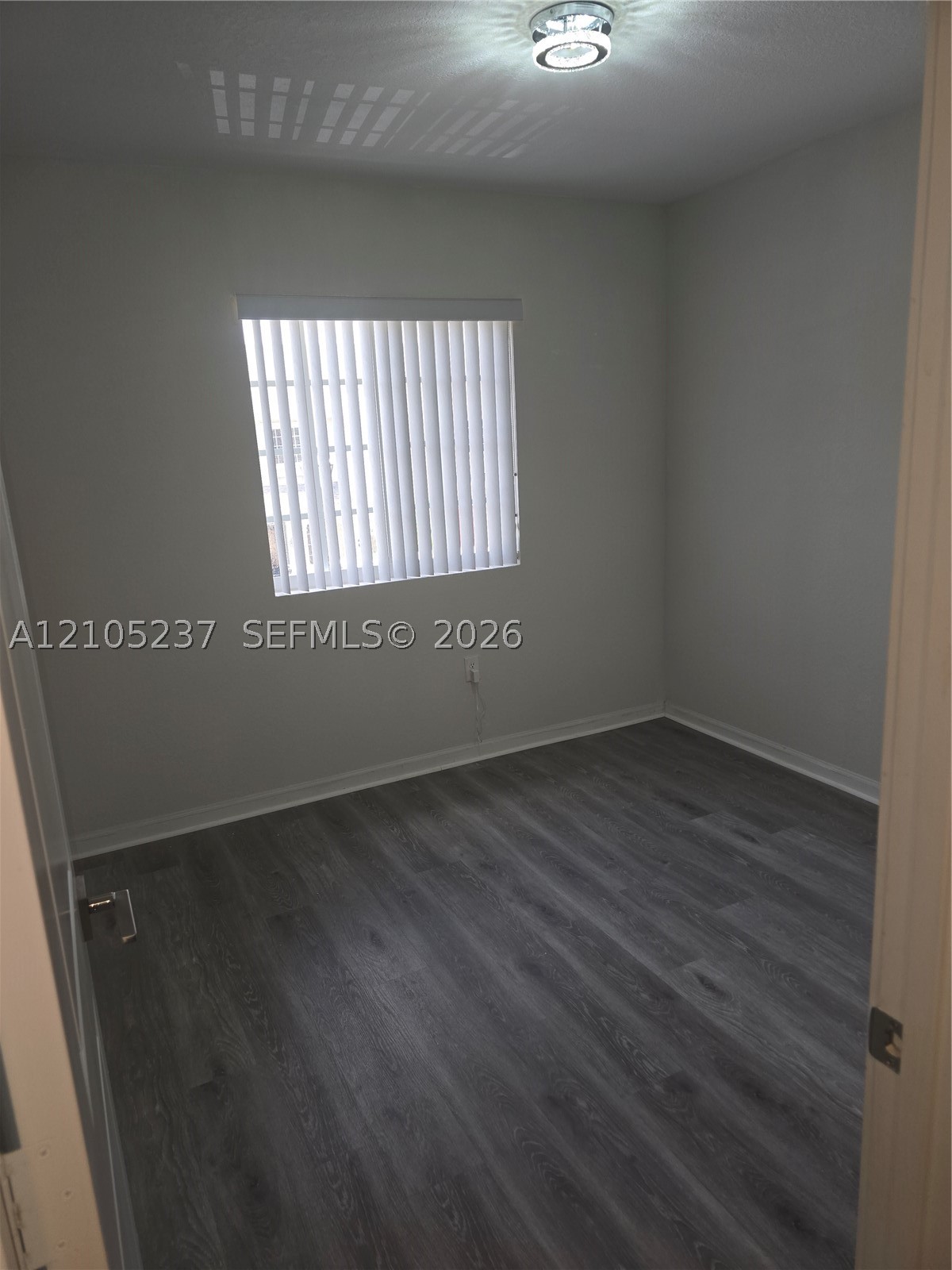 1141 NW 208th Ter, Miami Gardens FL 33169