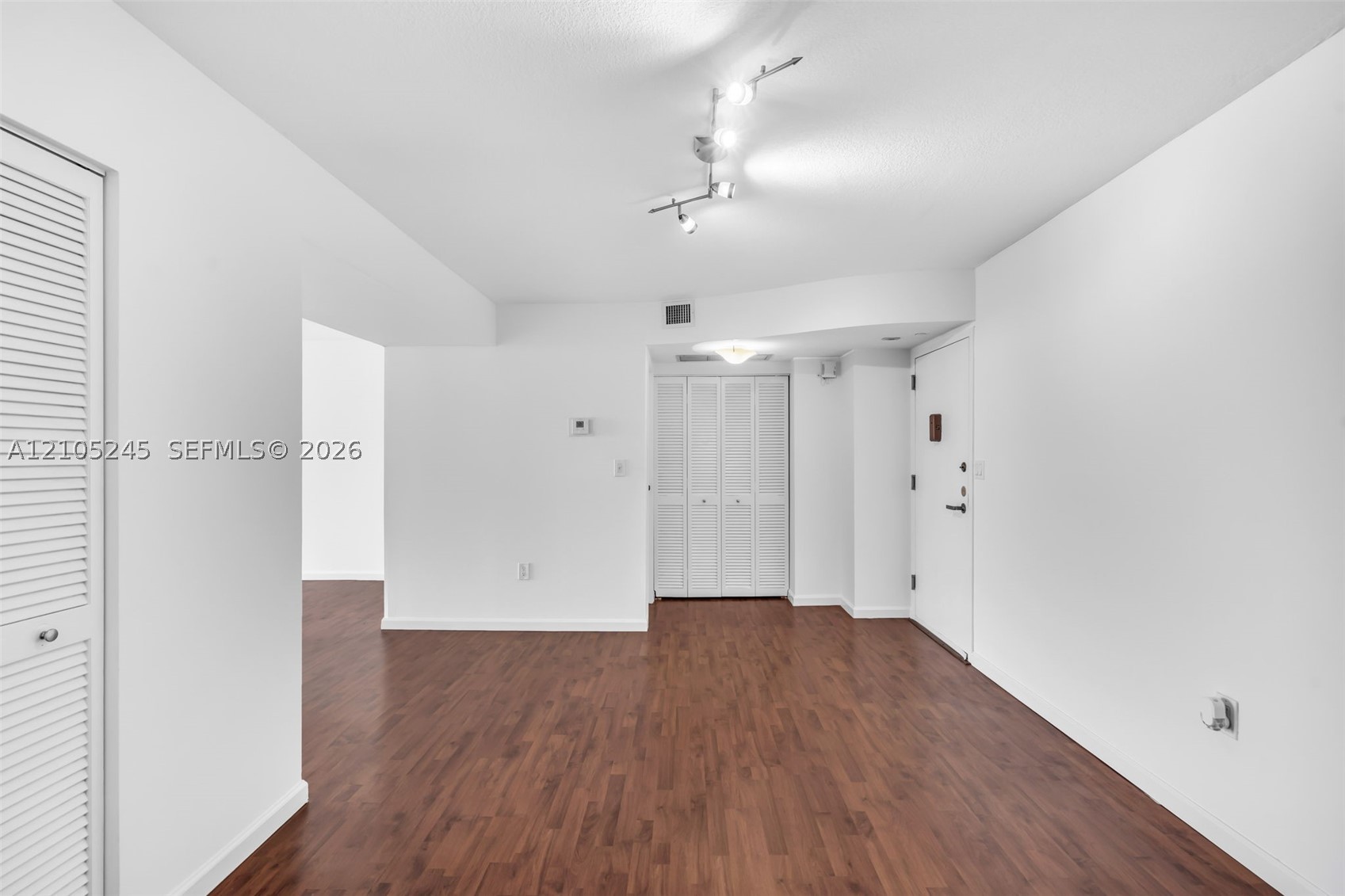 2333 Brickell Ave #2708, Miami FL 33129