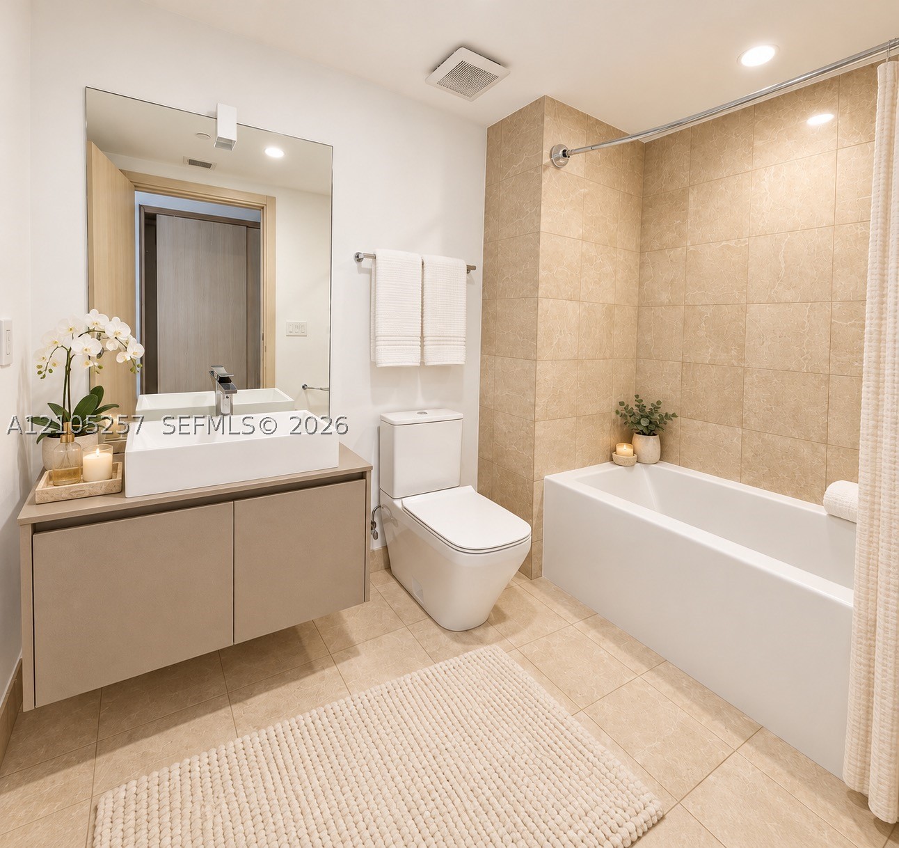 1000 Brickell Plz #2415, Miami FL 33131