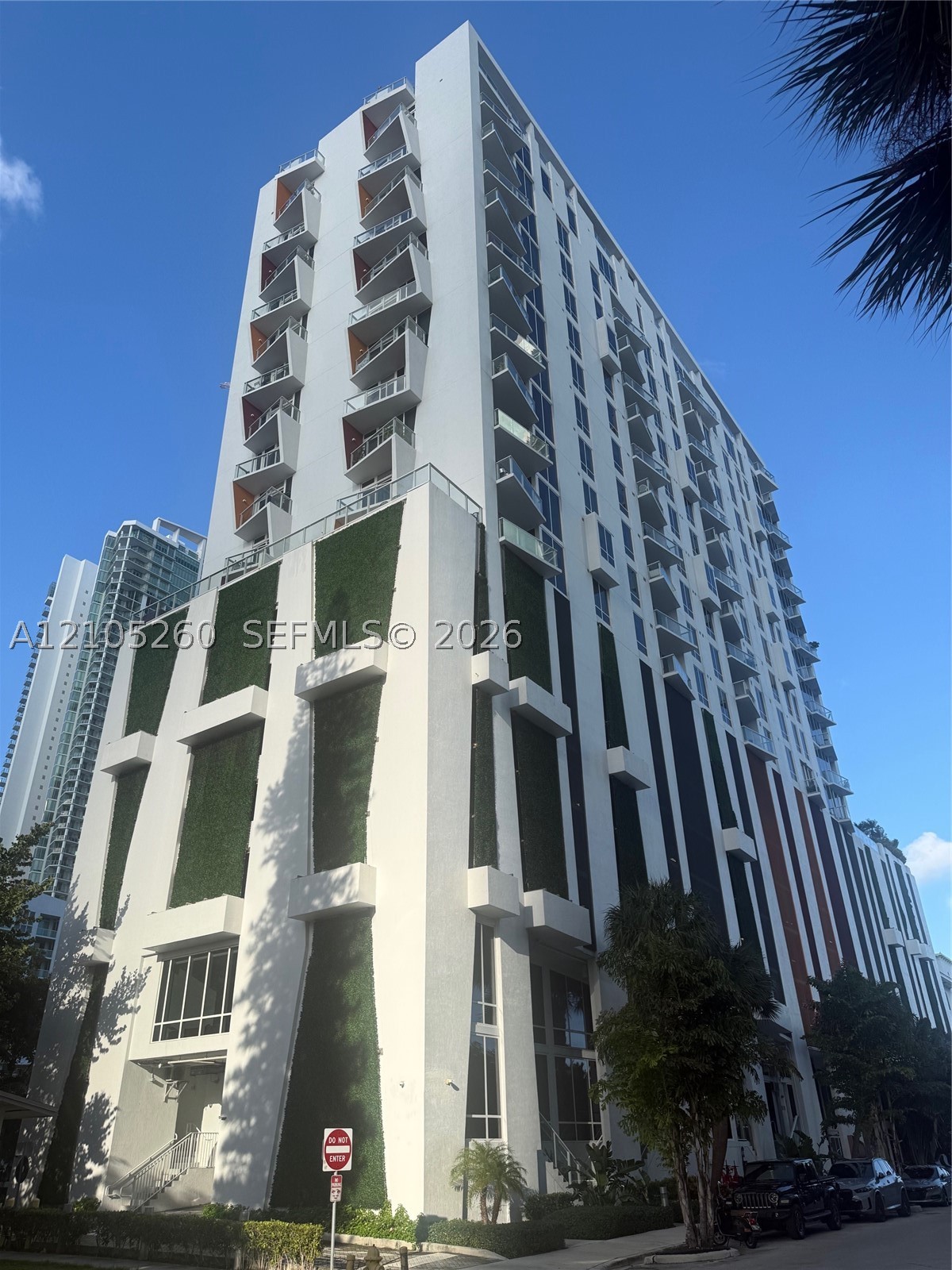 601 NE 27th St #1505, Miami FL 33137