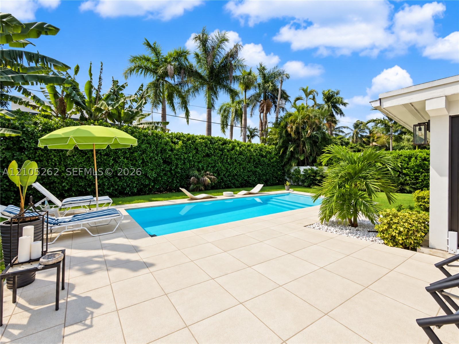 2130 Alamanda Dr, North Miami FL 33181