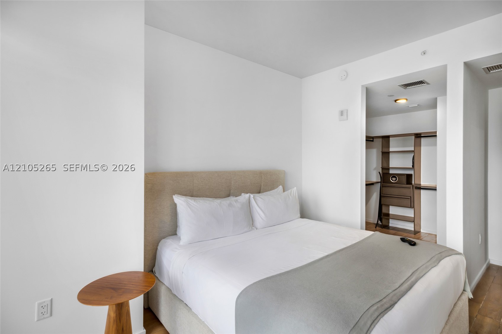398 NE 5th St #2219, Miami FL 33132