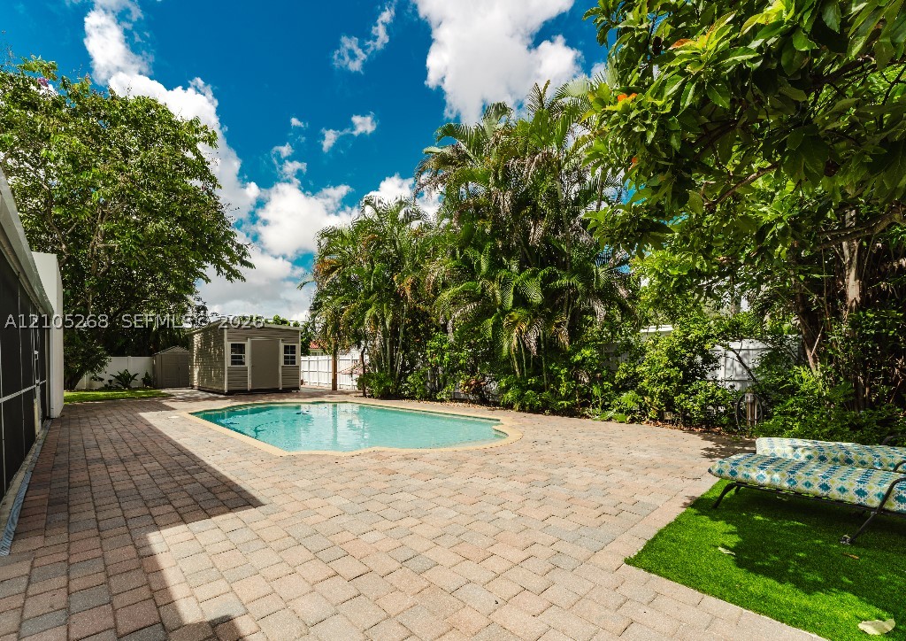 230 Miami Springs Ave, Miami Springs FL 33166