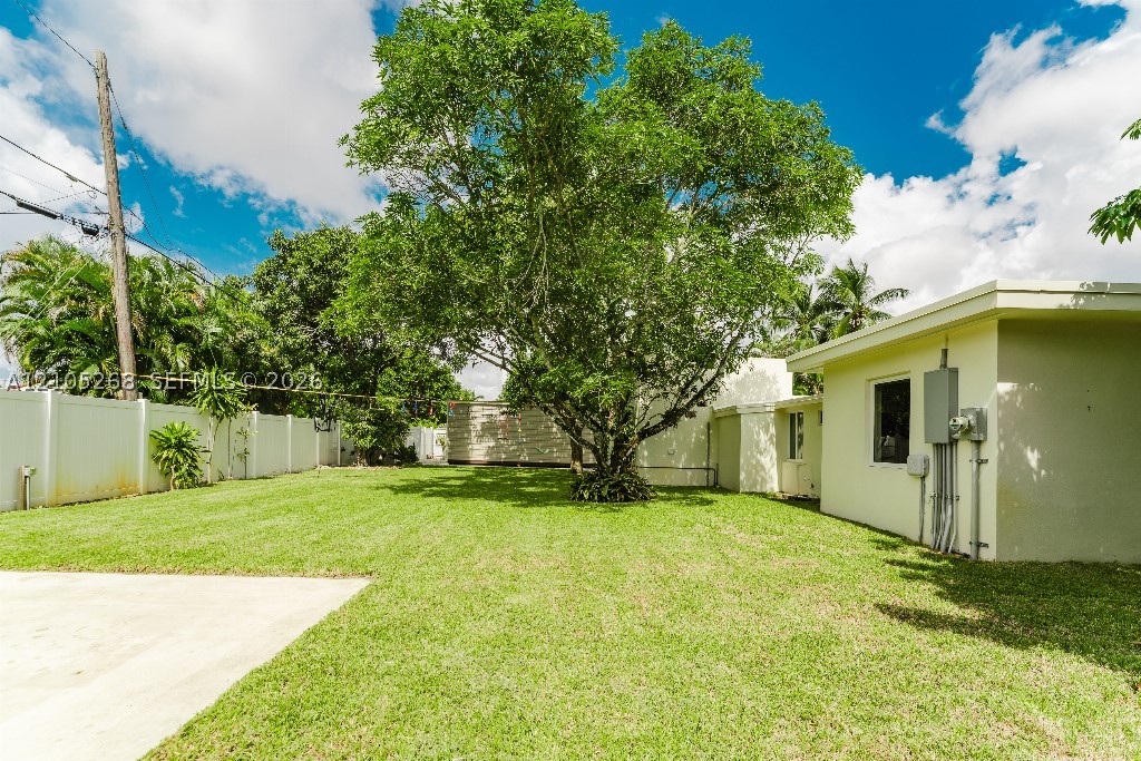 230 Miami Springs Ave, Miami Springs FL 33166