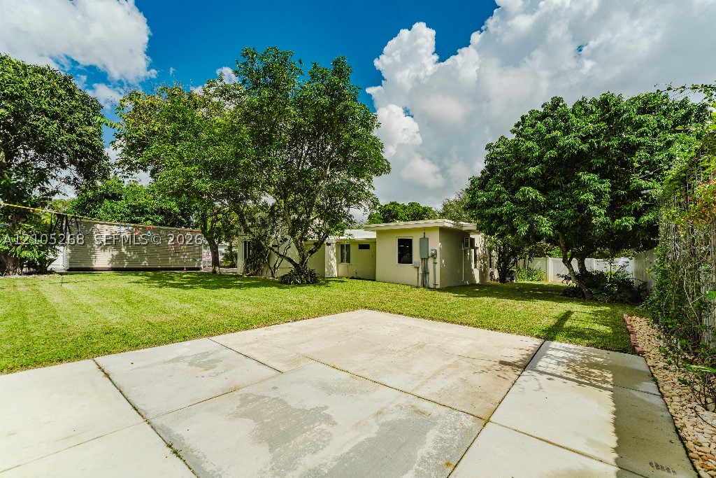 230 Miami Springs Ave, Miami Springs FL 33166