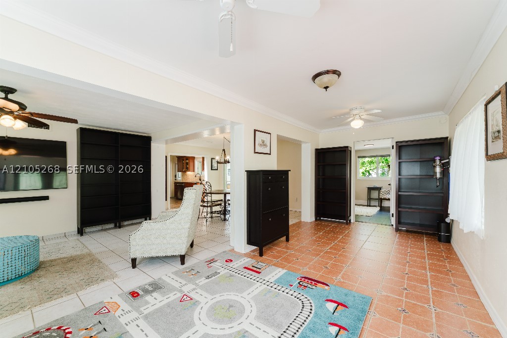 230 Miami Springs Ave, Miami Springs FL 33166