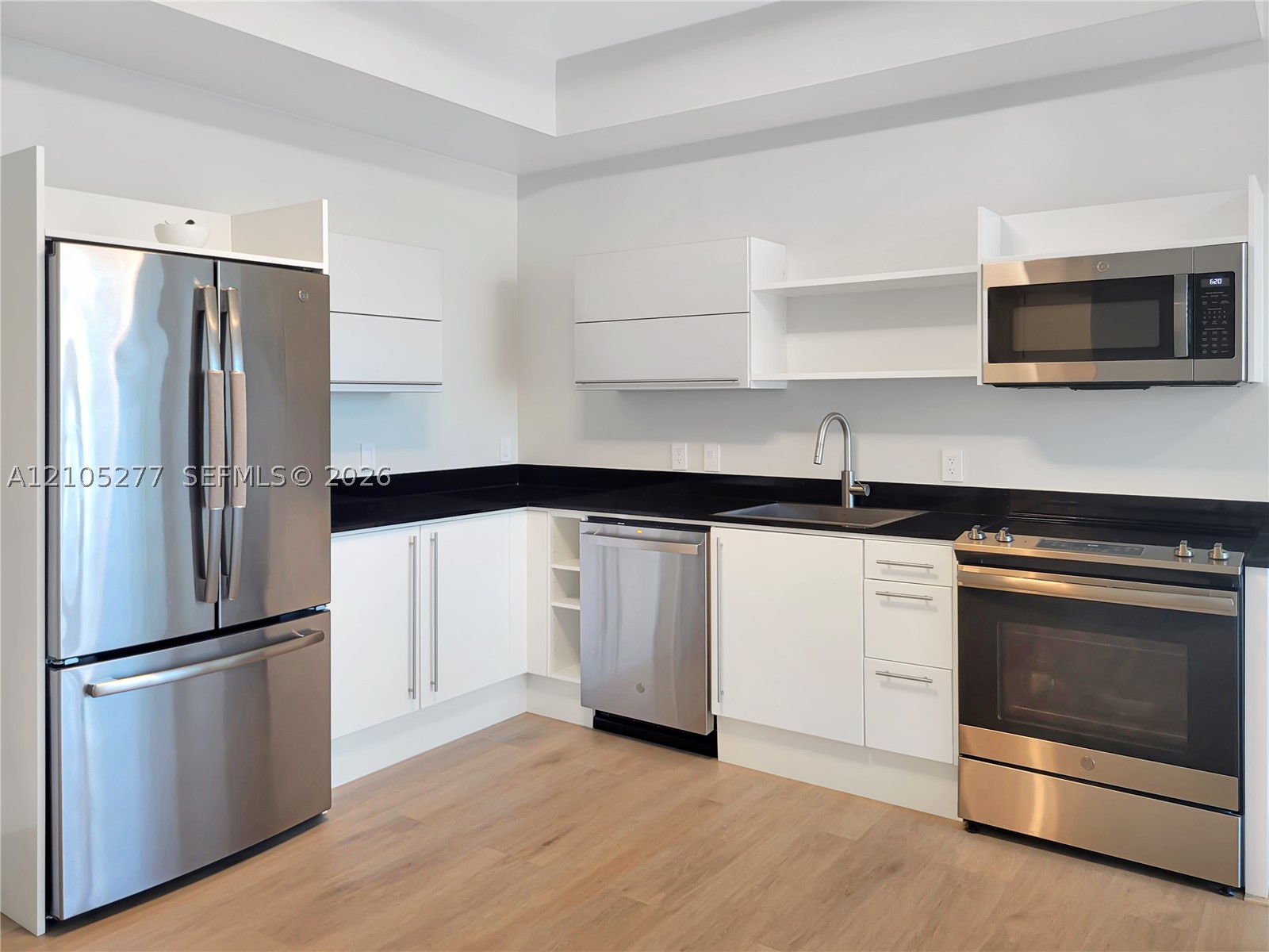 690 SW 1st Ct #2323, Miami FL 33130