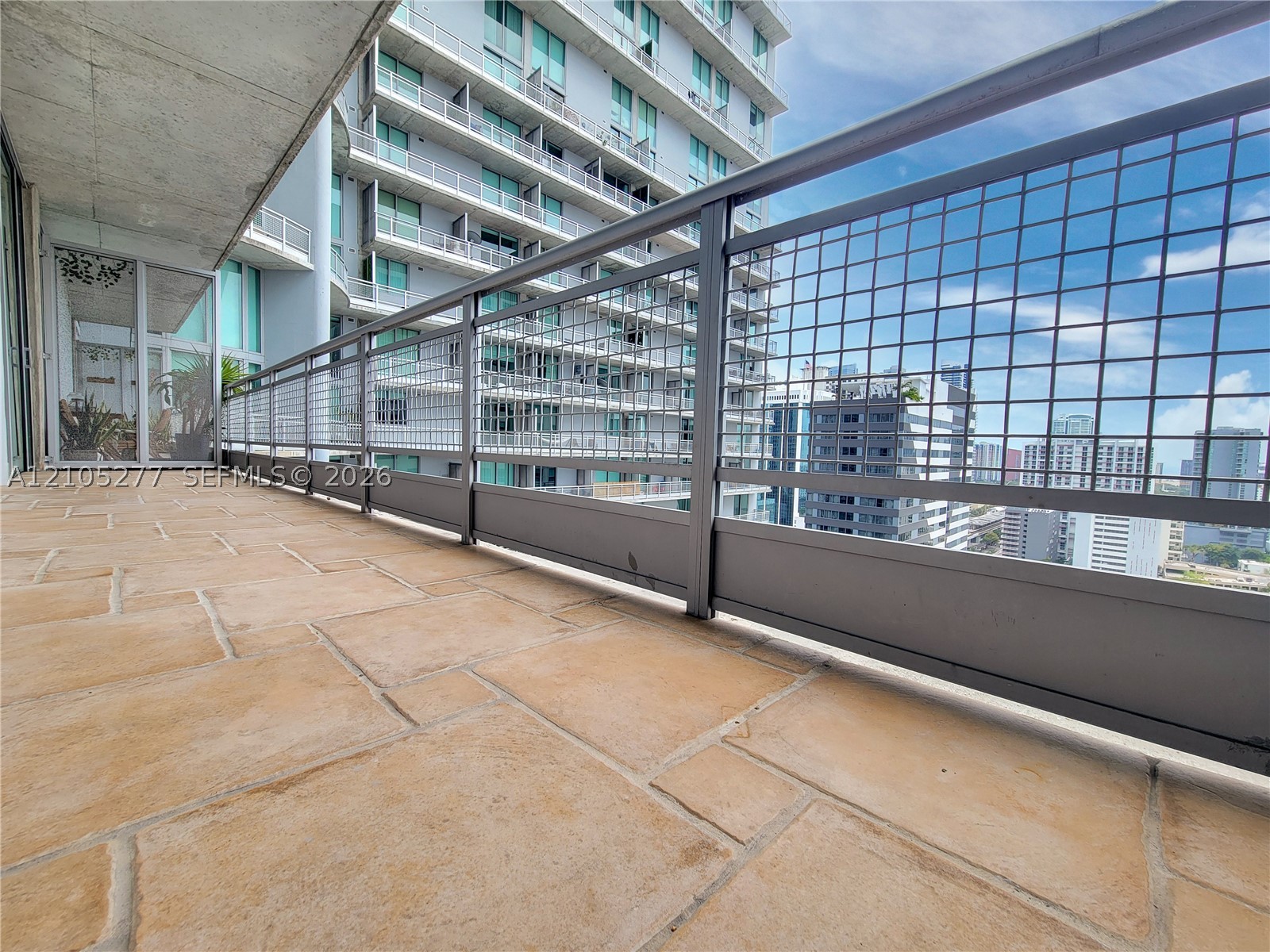690 SW 1st Ct #2323, Miami FL 33130