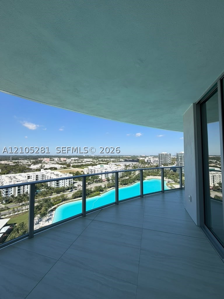 2411 Laguna Cir #1606, North Miami FL 33181
