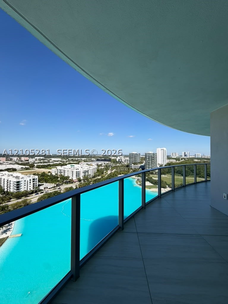 2411 Laguna Cir #1606, North Miami FL 33181