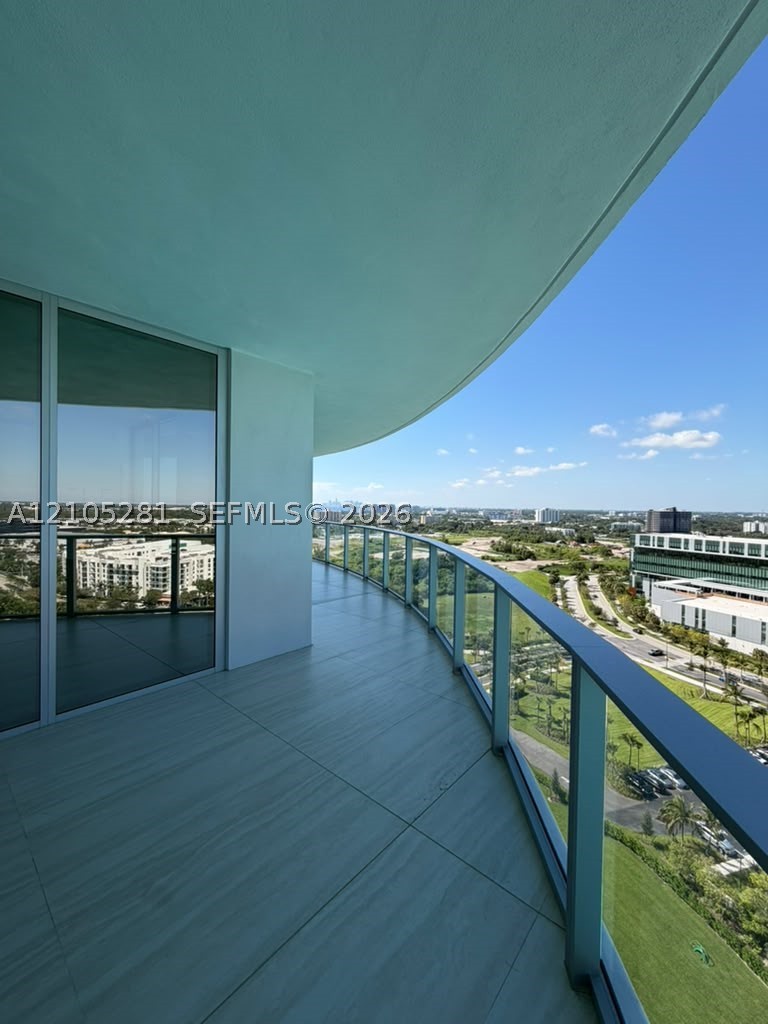 2411 Laguna Cir #1606, North Miami FL 33181