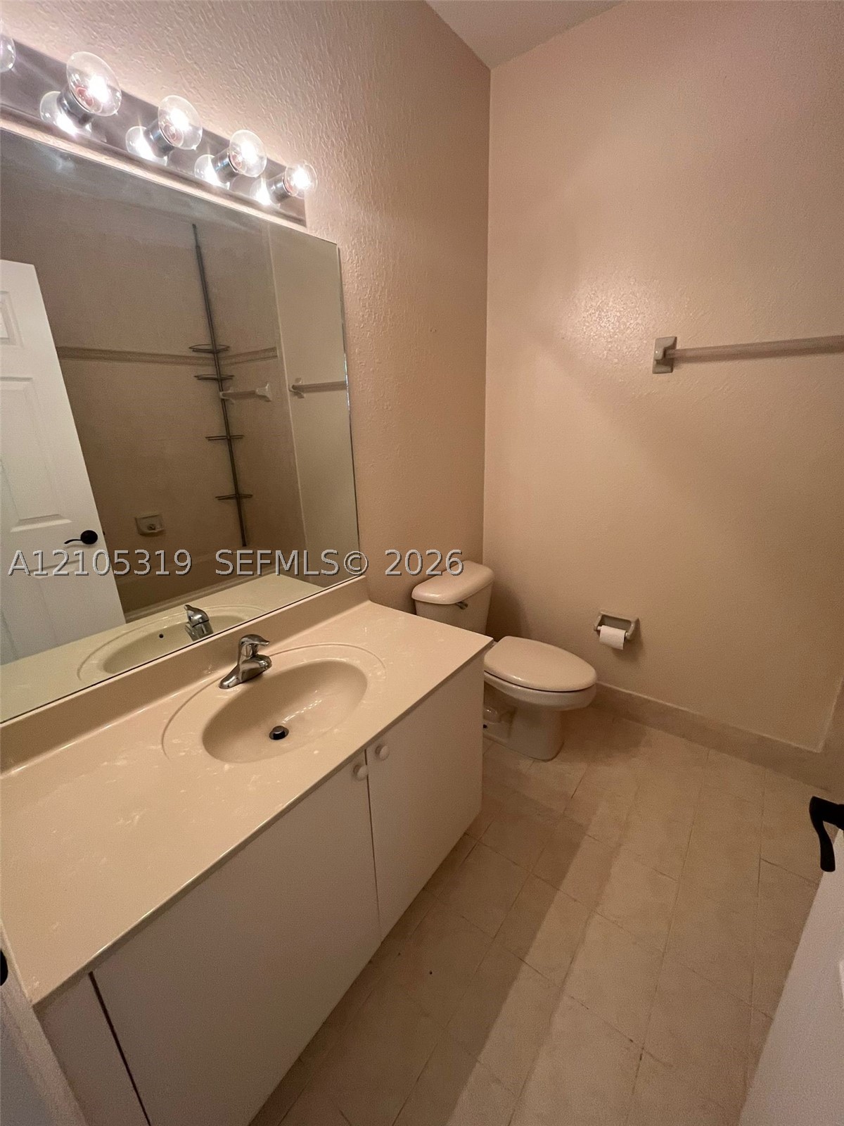 1536 SE 26th St #205, Homestead FL 33035