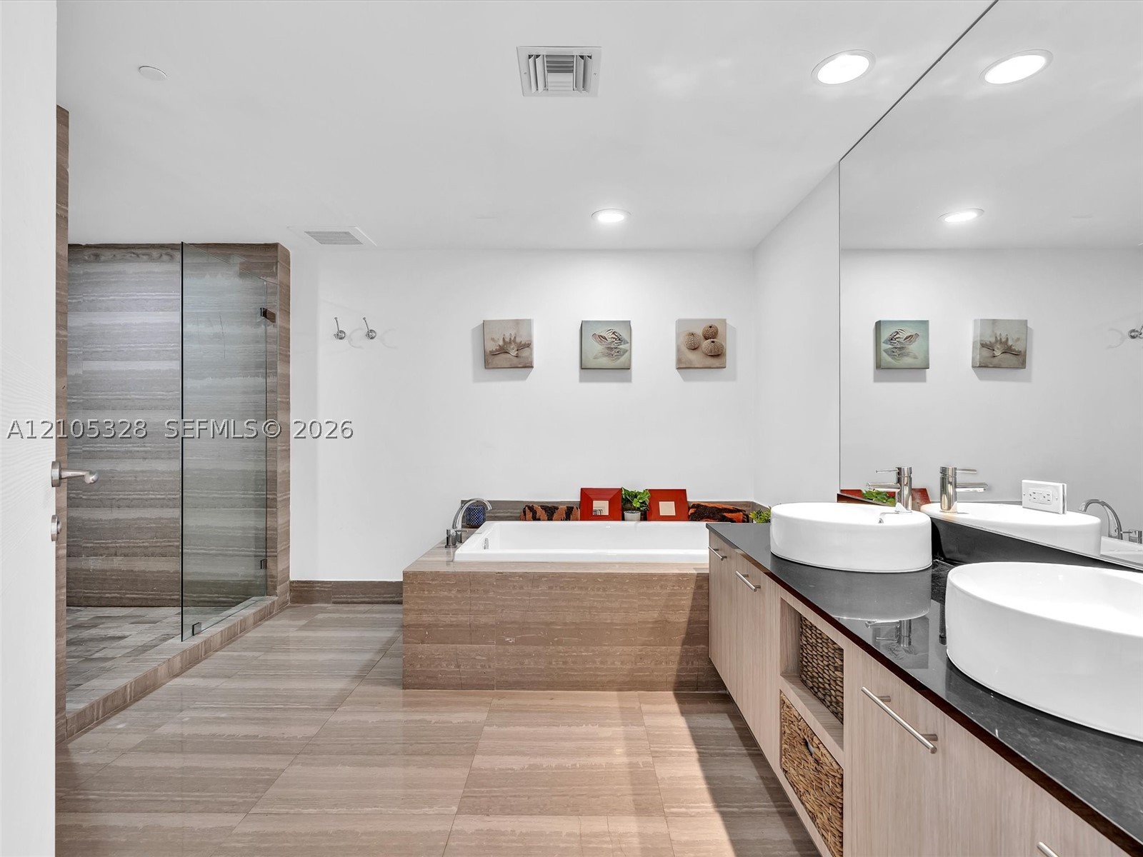3951 S Ocean Dr #1901, Hollywood FL 33019