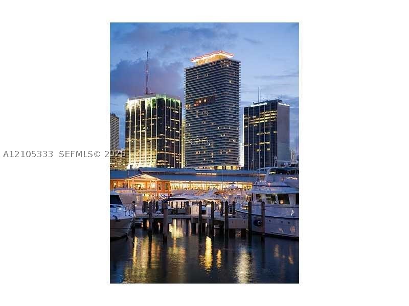 50 Biscayne Blvd #2102, Miami FL 33132