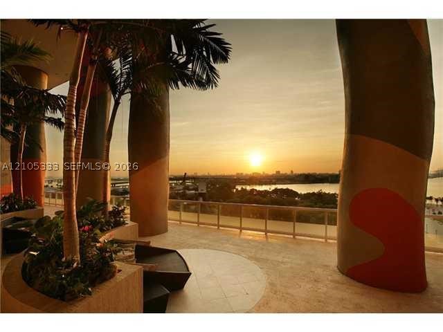 50 Biscayne Blvd #2102, Miami FL 33132