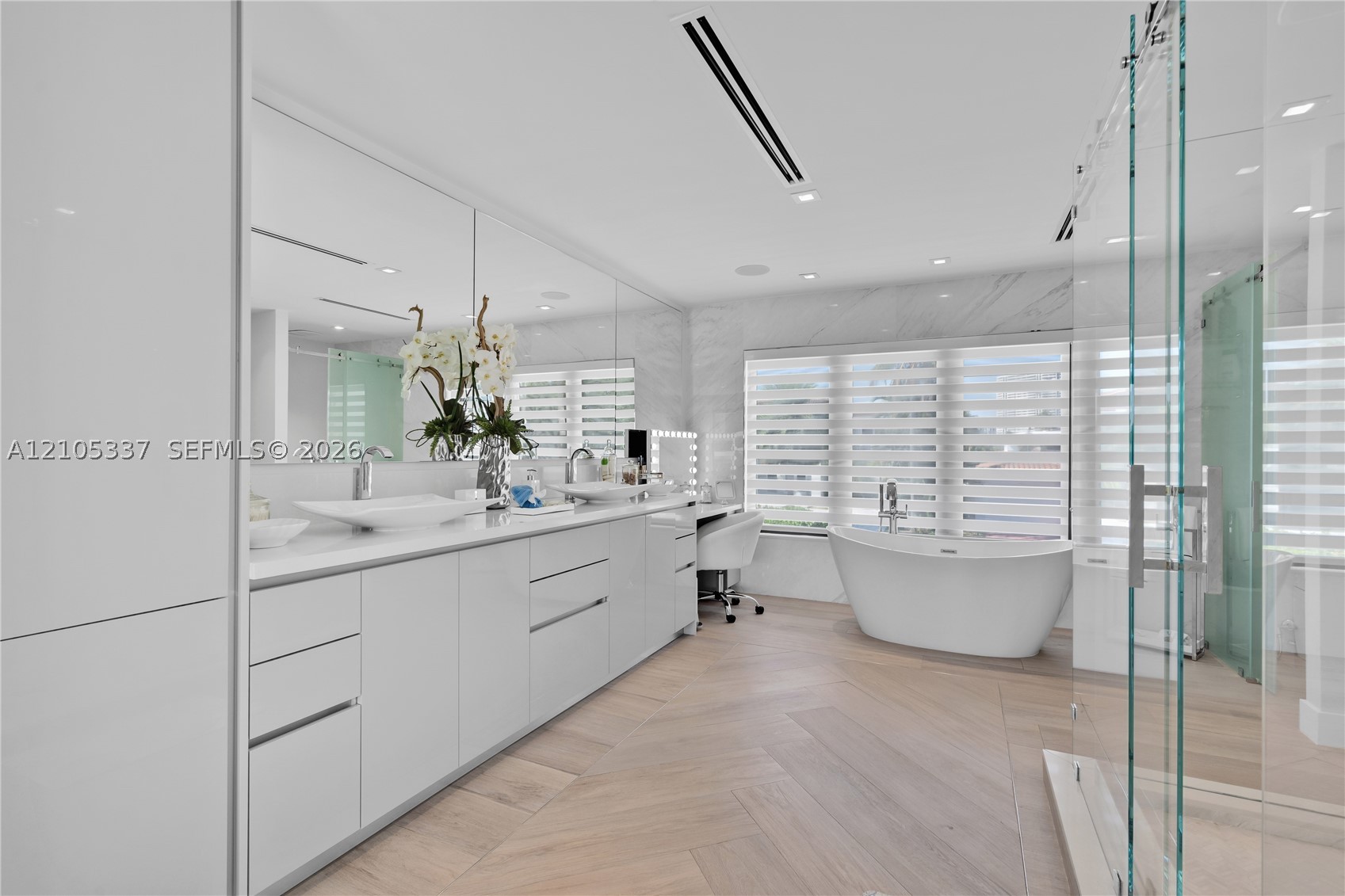 3322 NE 166th St, North Miami Beach FL 33160